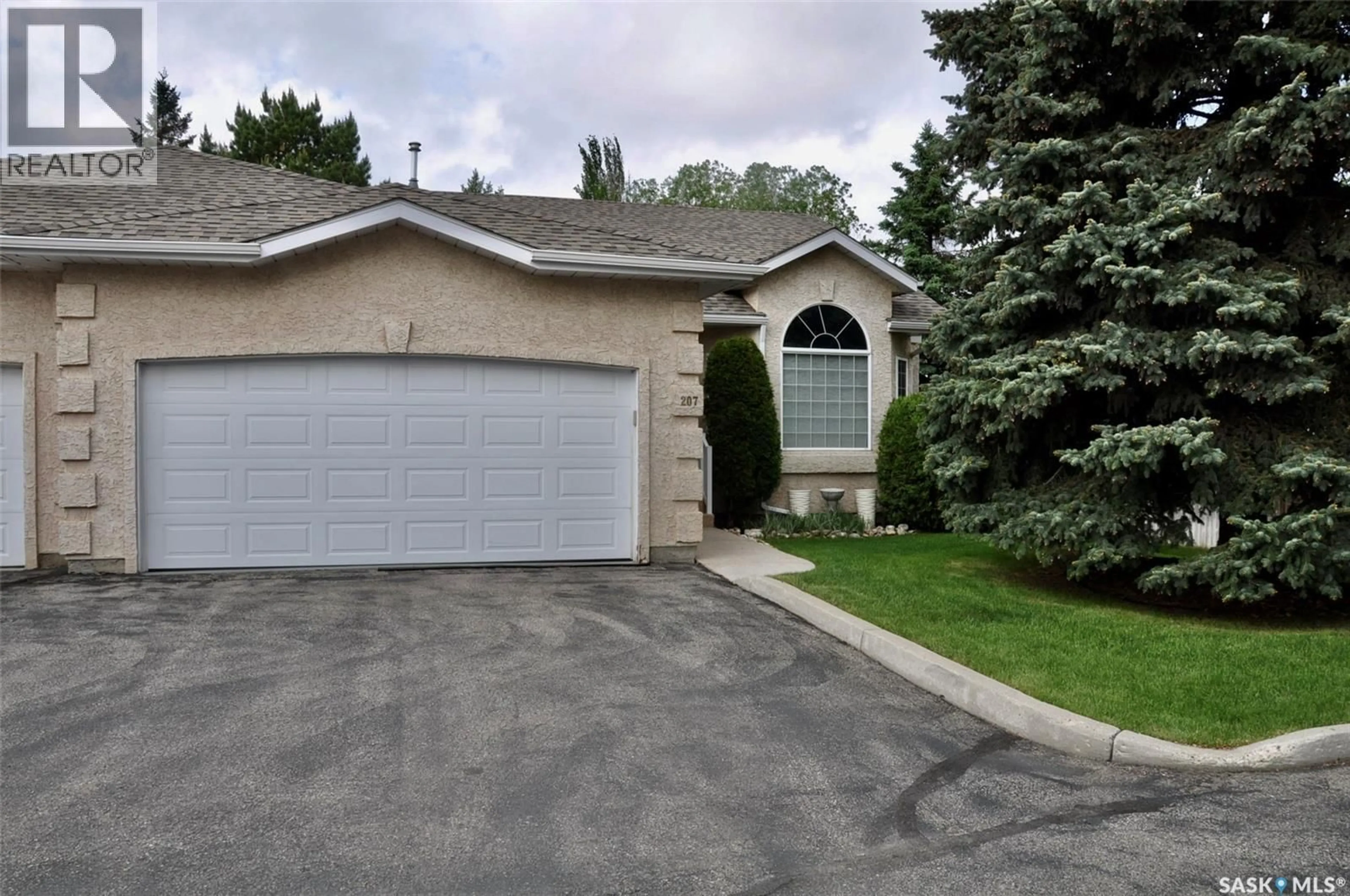 Unknown for 215 - 207 BERINI DRIVE, Saskatoon Saskatchewan S7H4L4
