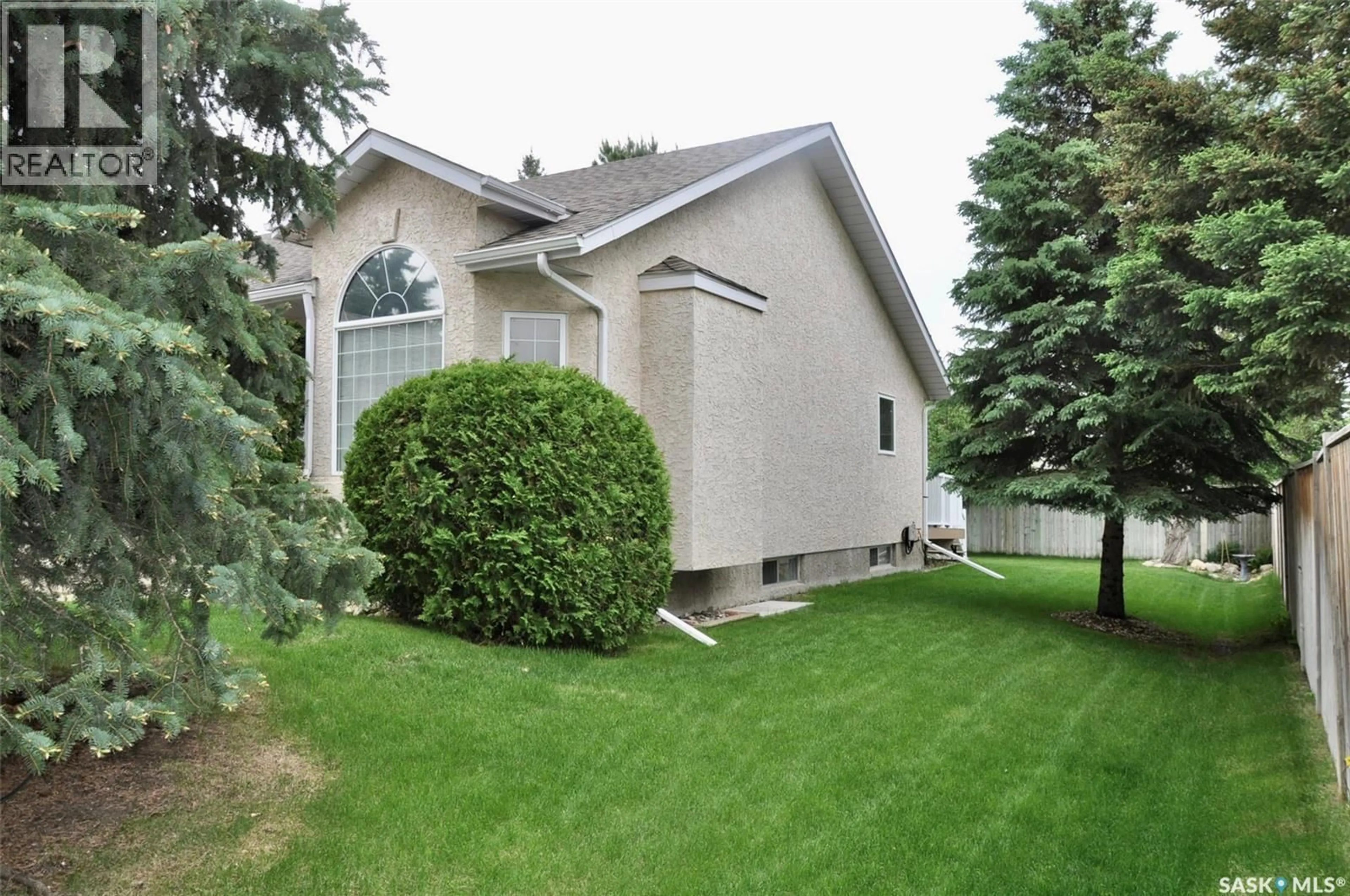Home with vinyl exterior material, unknown for 215 - 207 BERINI DRIVE, Saskatoon Saskatchewan S7H4L4