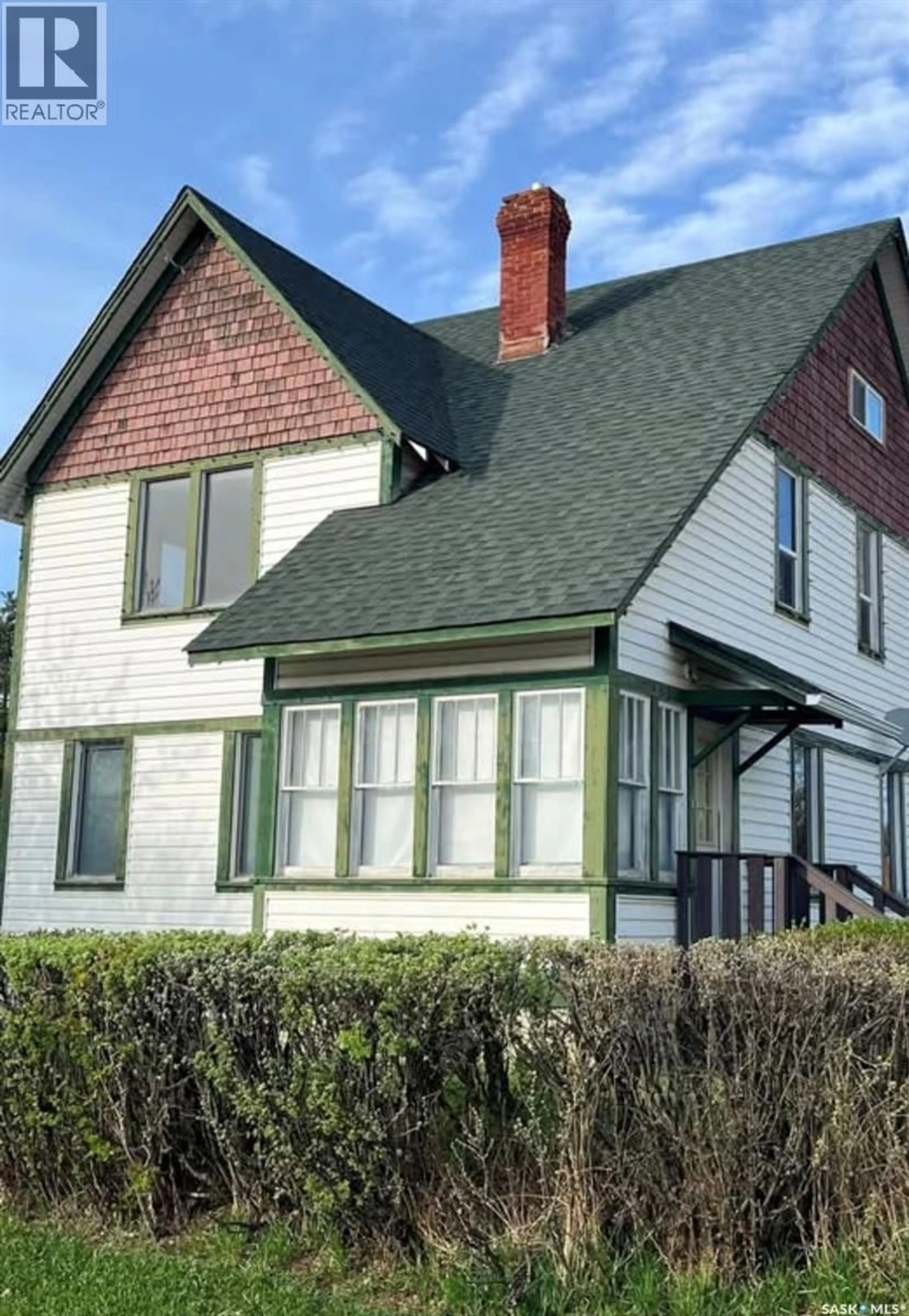 Home with vinyl exterior material, building for 102 2ND AVENUE, Big River Saskatchewan S0J0E0