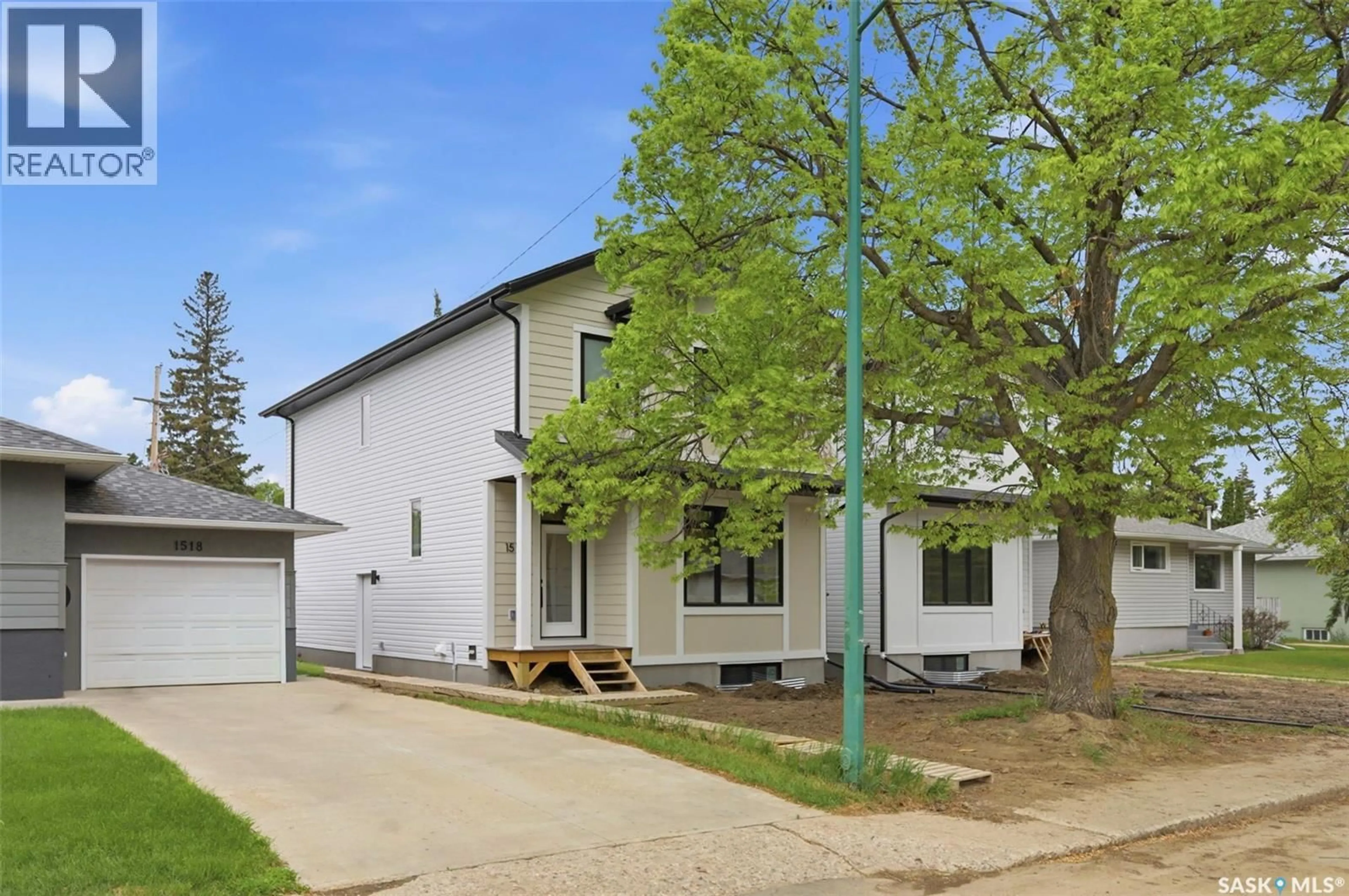 Unknown for 1516 EWART AVENUE, Saskatoon Saskatchewan S7H2K8