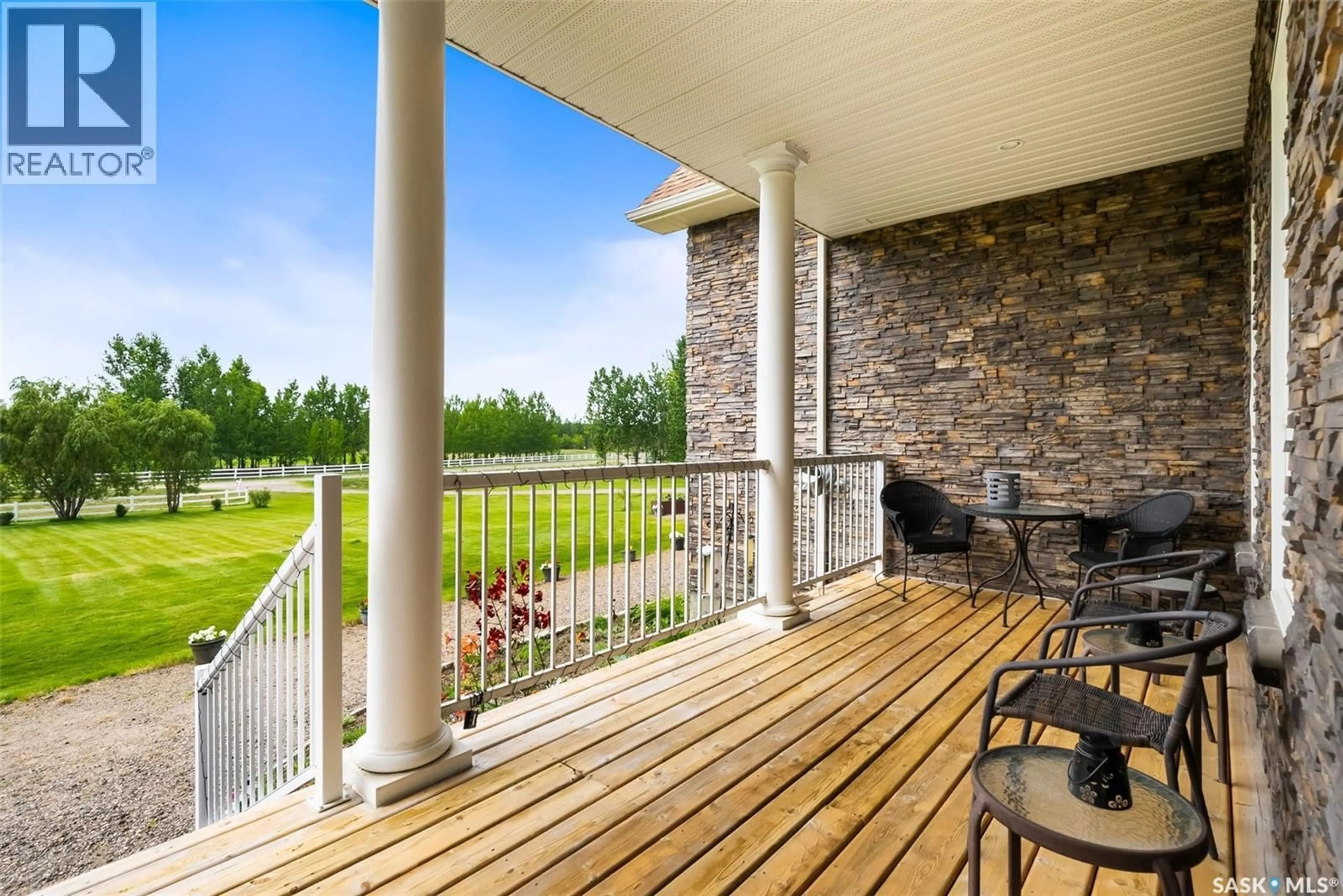 Patio, water/lake/river/ocean view for 280 HANLEY CRESCENT, Edenwold Rm No.158 Saskatchewan S4L5B1