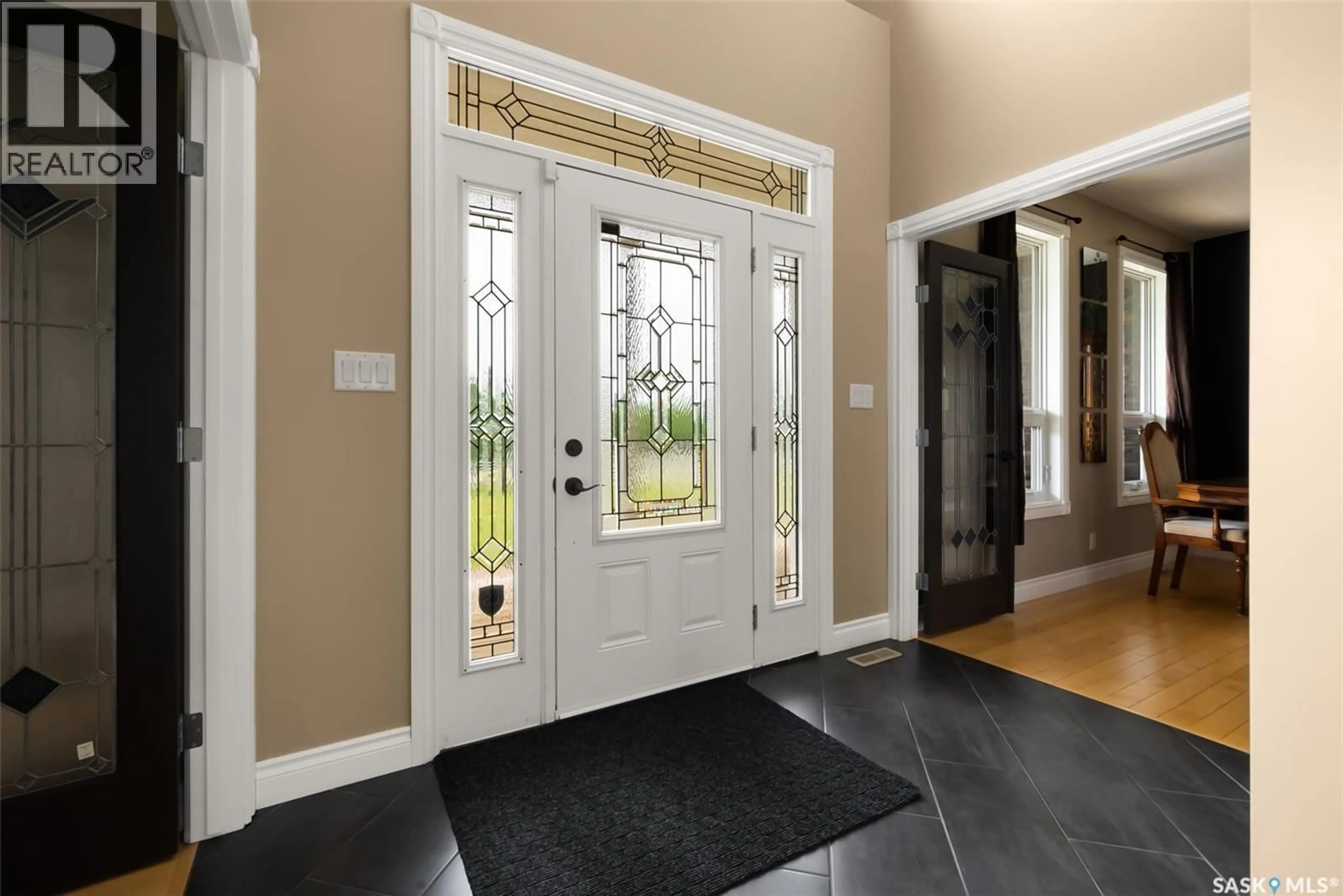 Indoor entryway for 280 HANLEY CRESCENT, Edenwold Rm No.158 Saskatchewan S4L5B1