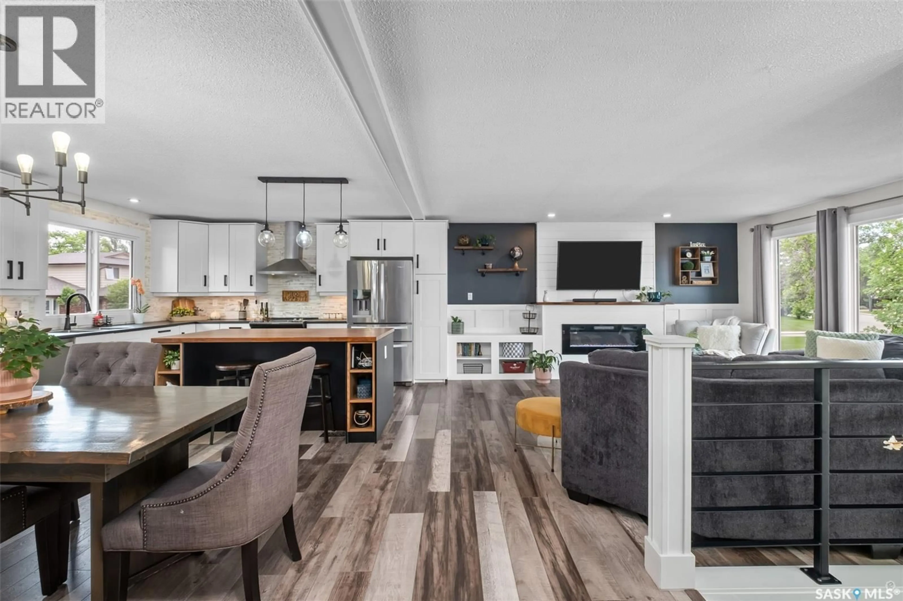 Open concept kitchen, unknown for 934 KING PLACE, Prince Albert Saskatchewan S6V6K8