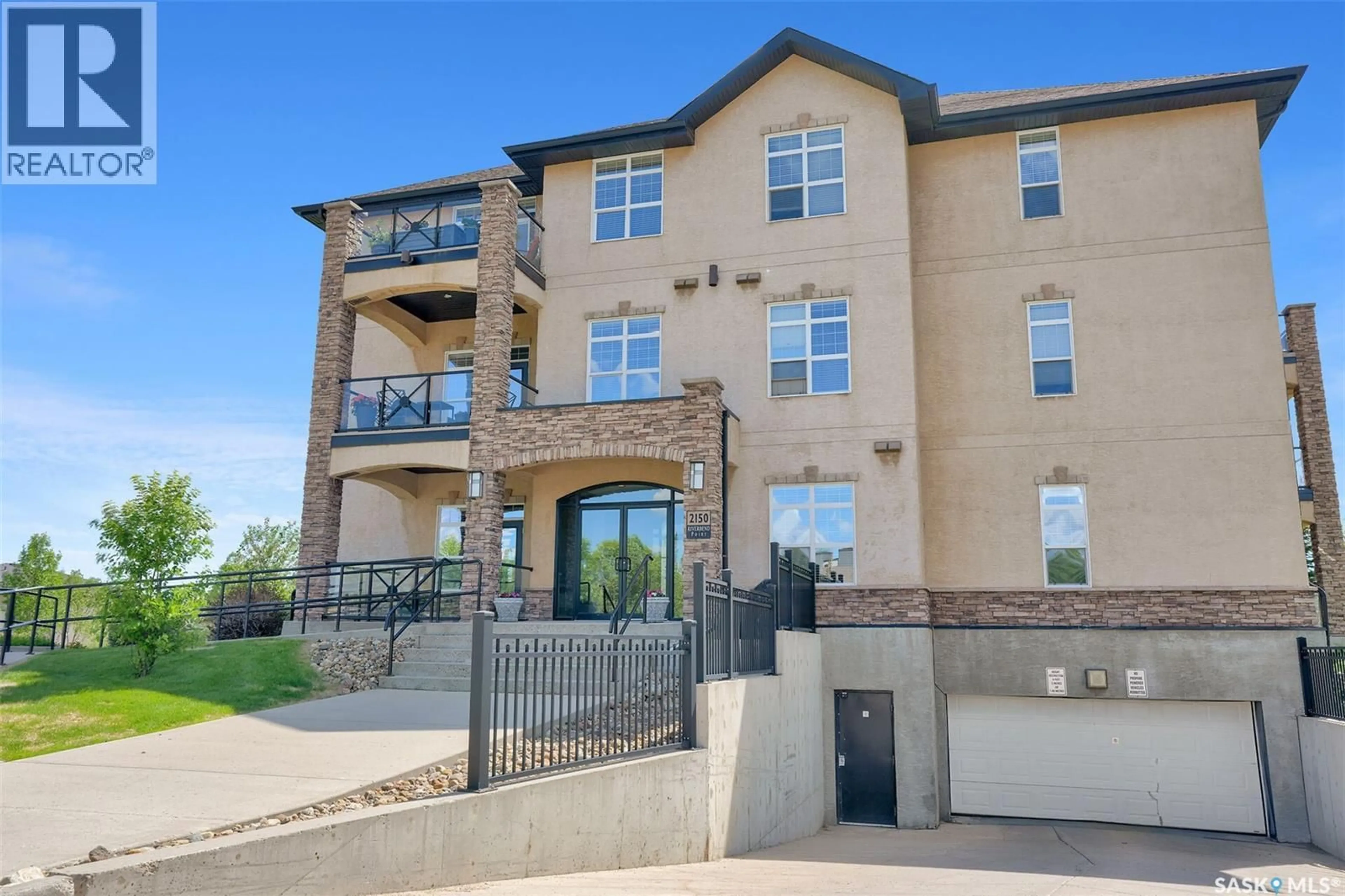 Unknown for 304 - 2150 HESELTINE ROAD, Regina Saskatchewan S4V1L1