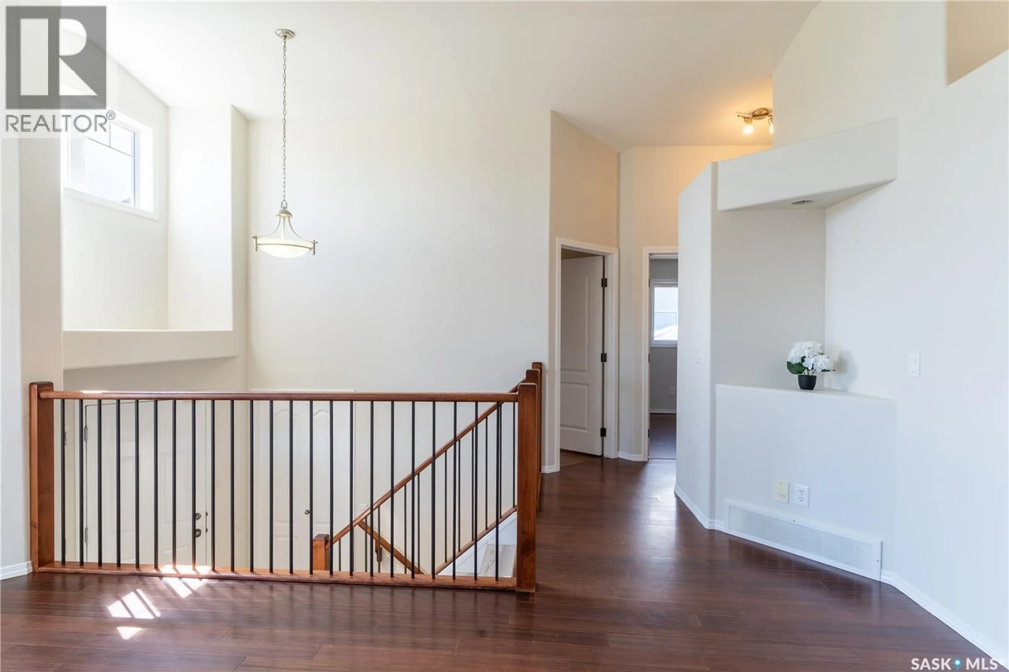 Indoor entryway for 708 6TH AVENUE, Martensville Saskatchewan S0K2T0