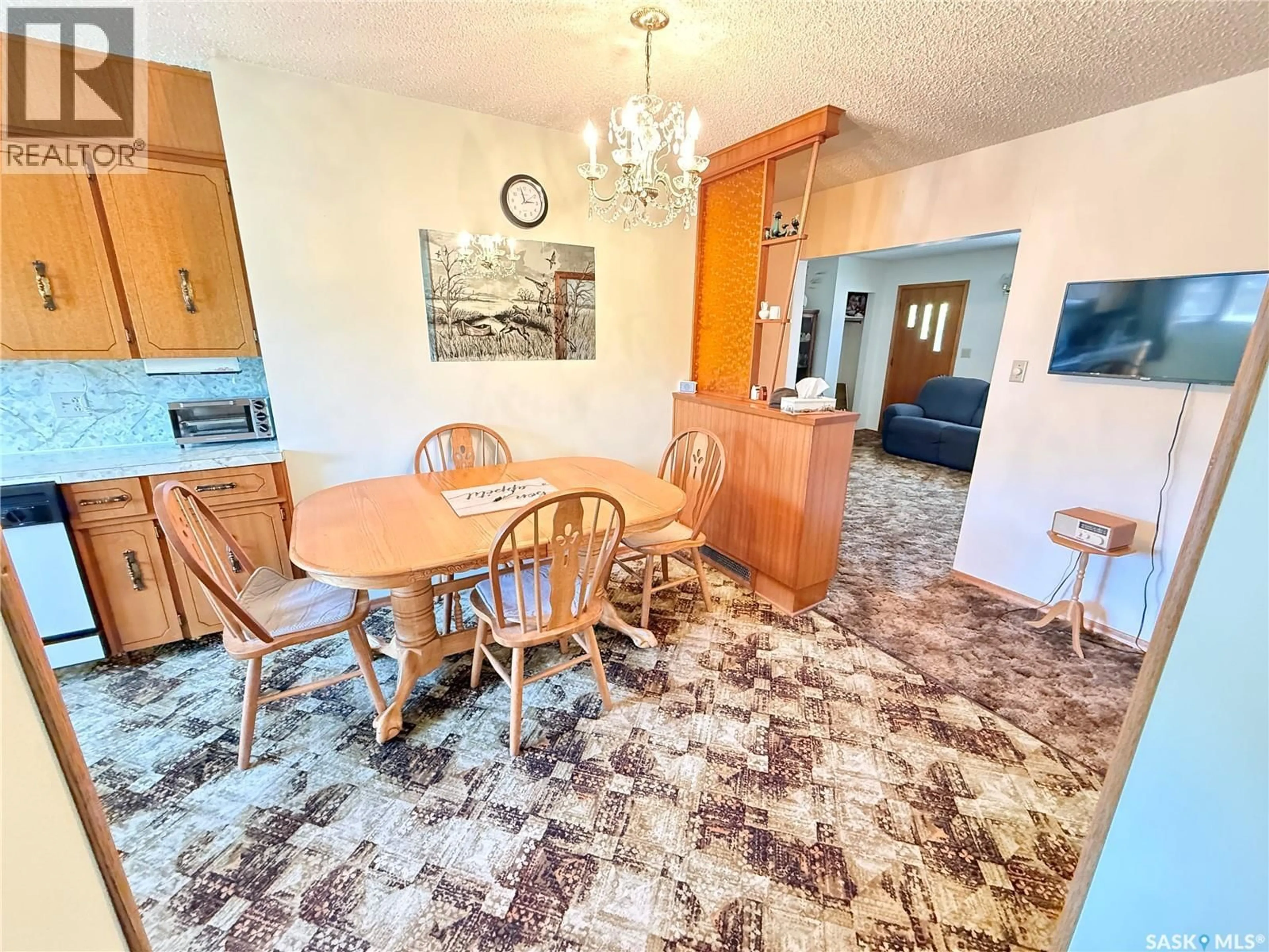 Dining room, unknown for 521 ELIZABETH STREET, Weyburn Saskatchewan S4H1S5