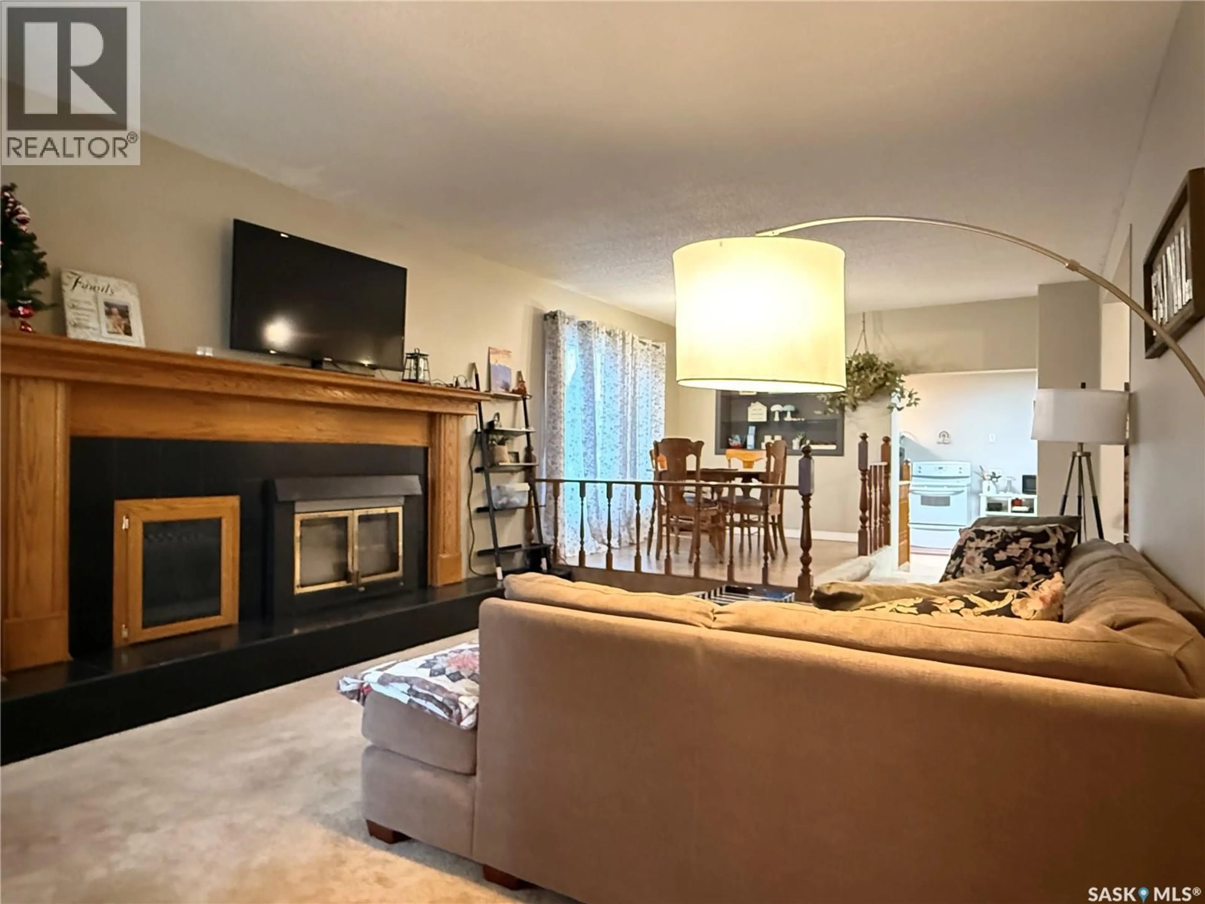 Living room with furniture, unknown for 127 6TH AVENUE, Melville Saskatchewan S0A2P0