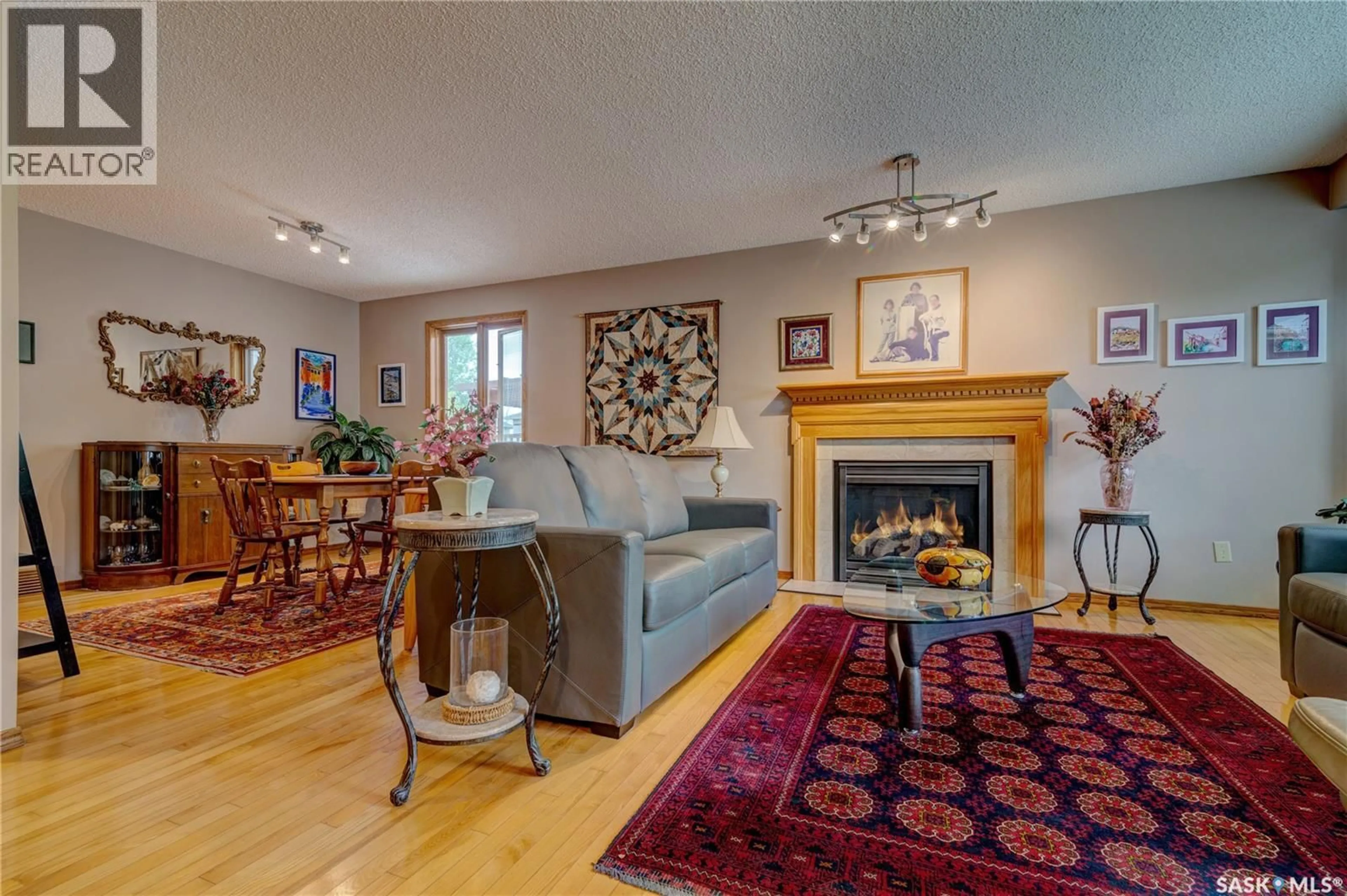 Living room with furniture, unknown for 214 PAR PLACE, Regina Saskatchewan S4Y1H3
