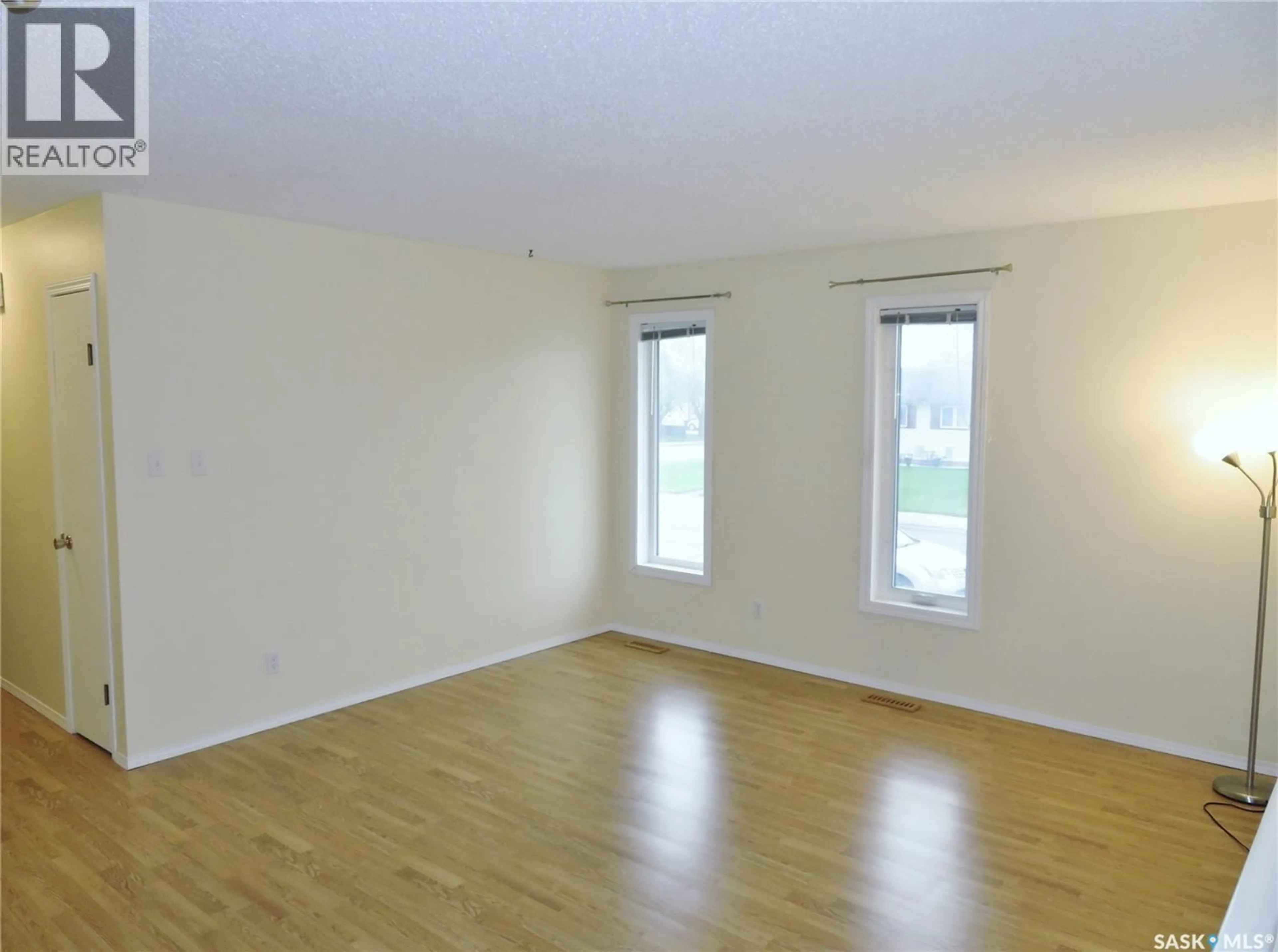 A pic of a room for 106 CALDWELL CRESCENT, Saskatoon Saskatchewan S7M5E2