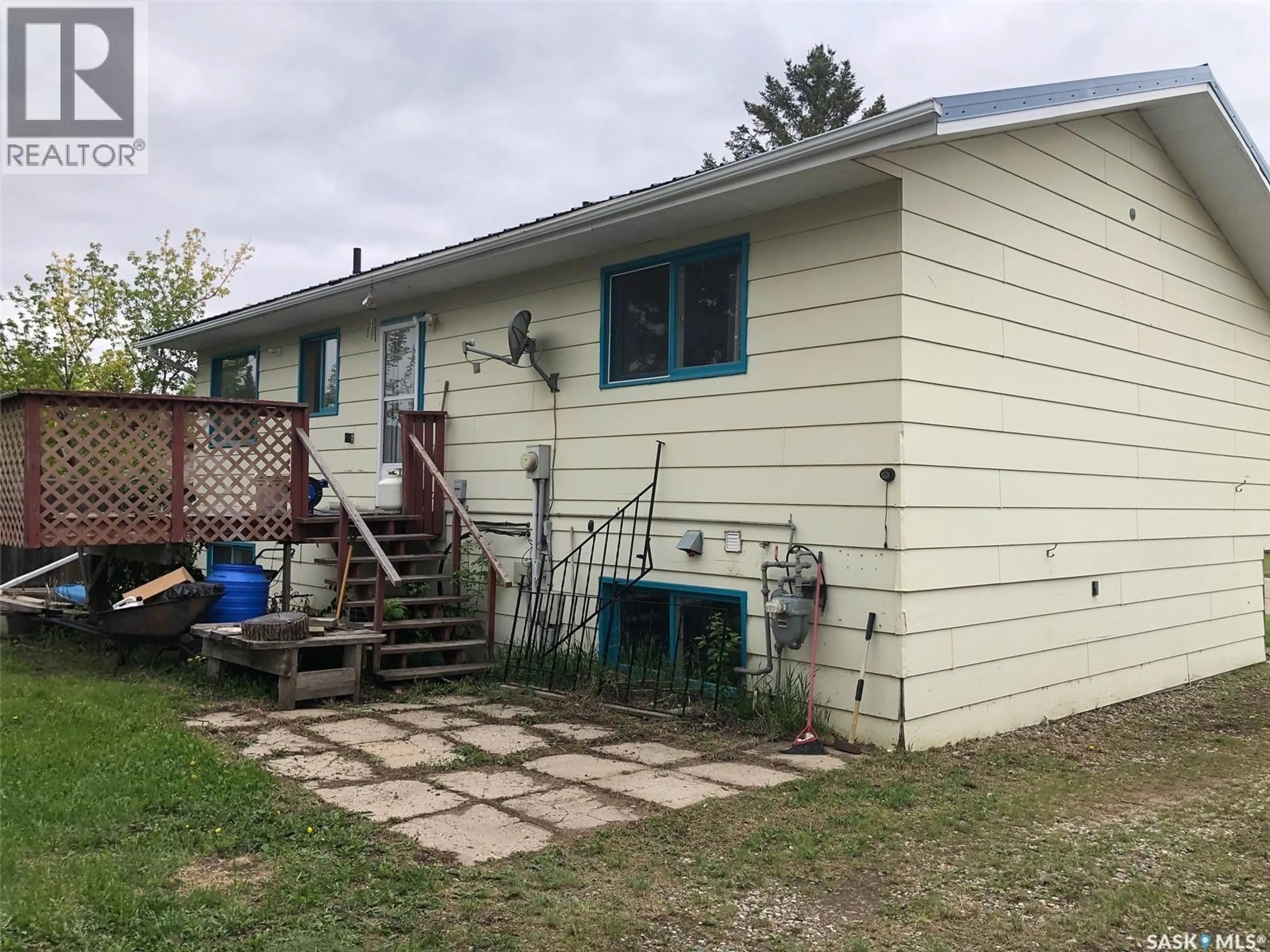 Home with vinyl exterior material, unknown for 110 LANGRILL DRIVE, Yorkton Saskatchewan S3N3M0