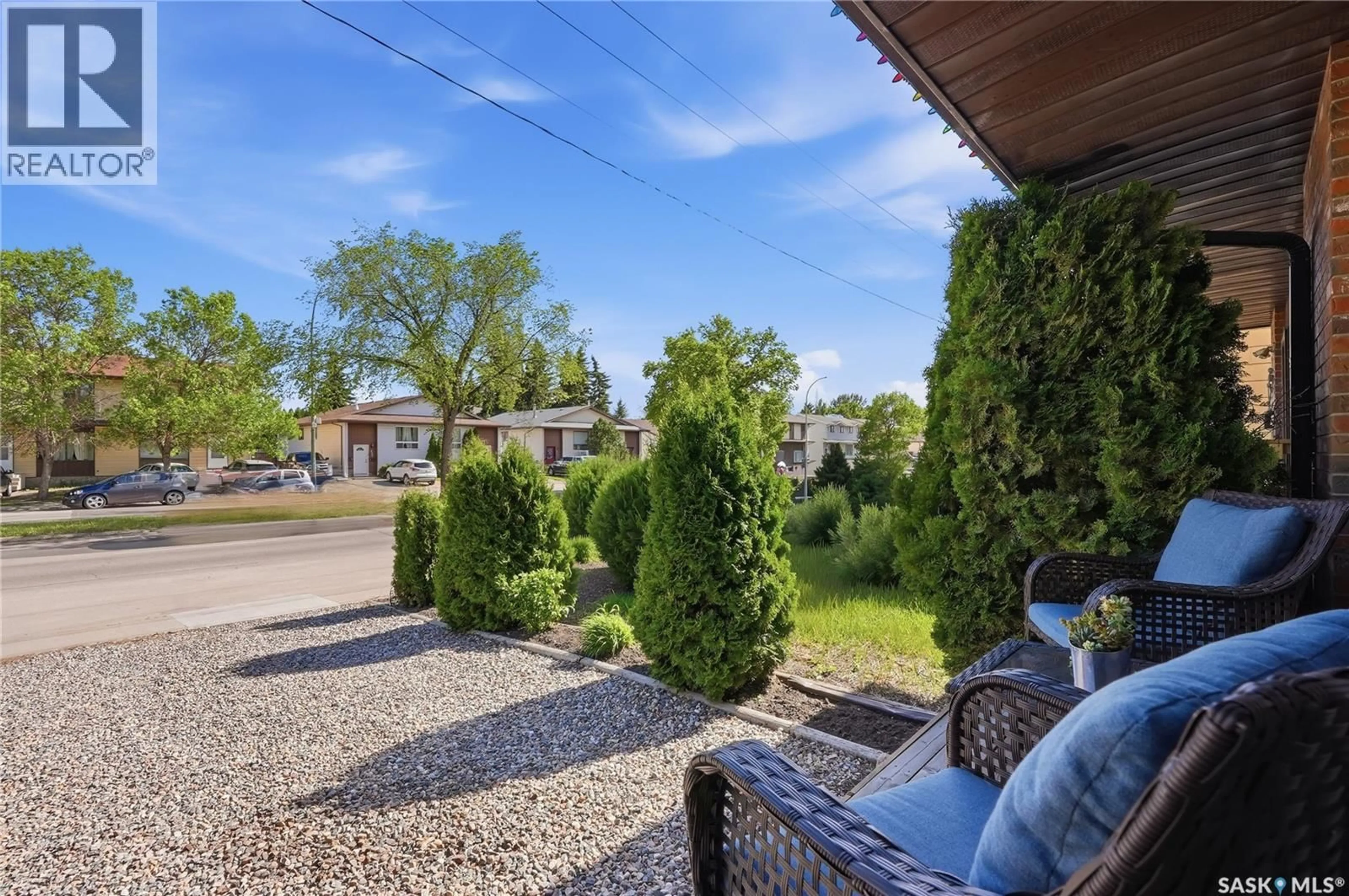 Patio, street for 452 LENORE DRIVE, Saskatoon Saskatchewan S7K5S7