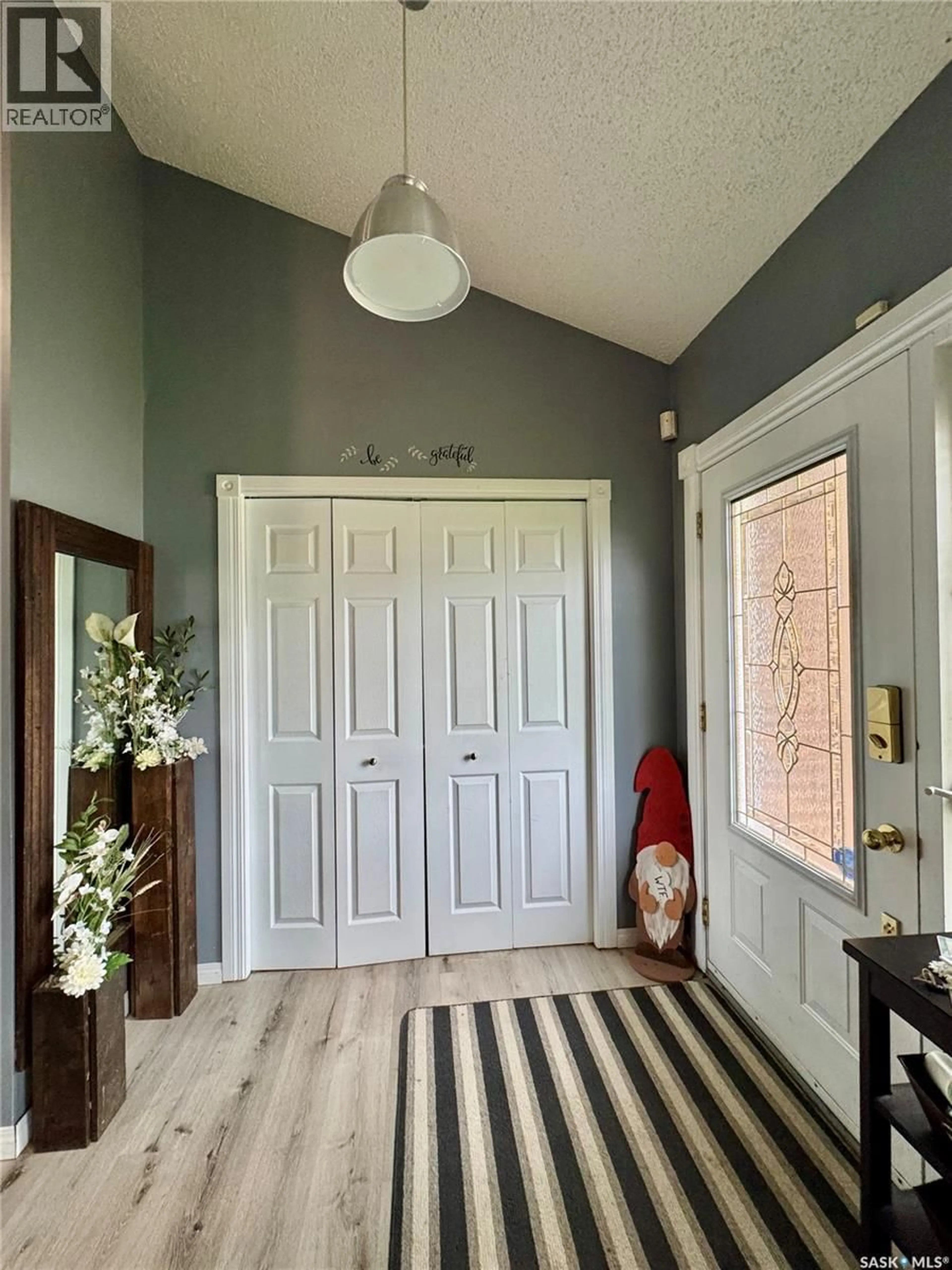 Indoor entryway for 31 LANGRILL DRIVE, Yorkton Saskatchewan S3N3M9