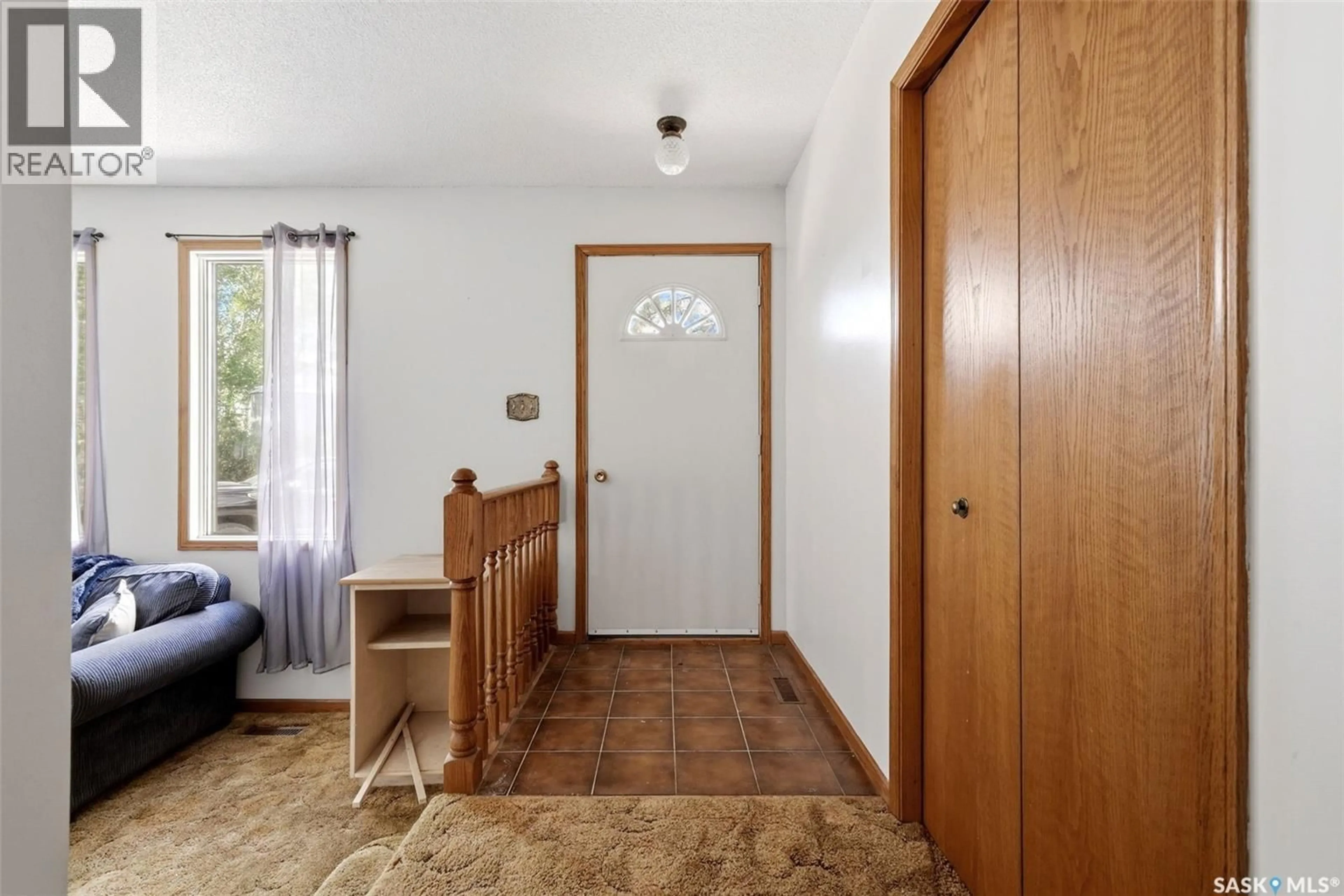 Indoor entryway for 43.44 KELLIHER ACREAGE, Kelliher Saskatchewan S0A1V0
