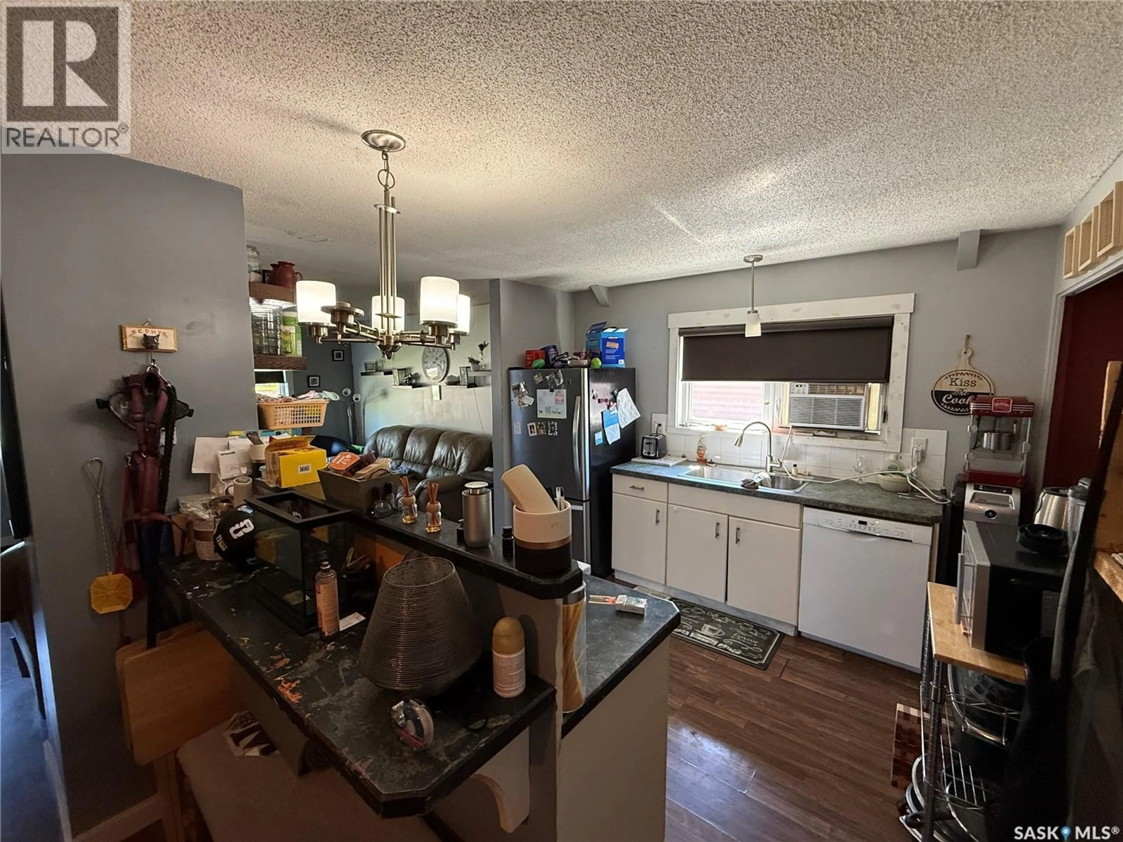 Open concept kitchen, unknown for 103 4TH AVENUE, Weyburn Saskatchewan S4H1X7
