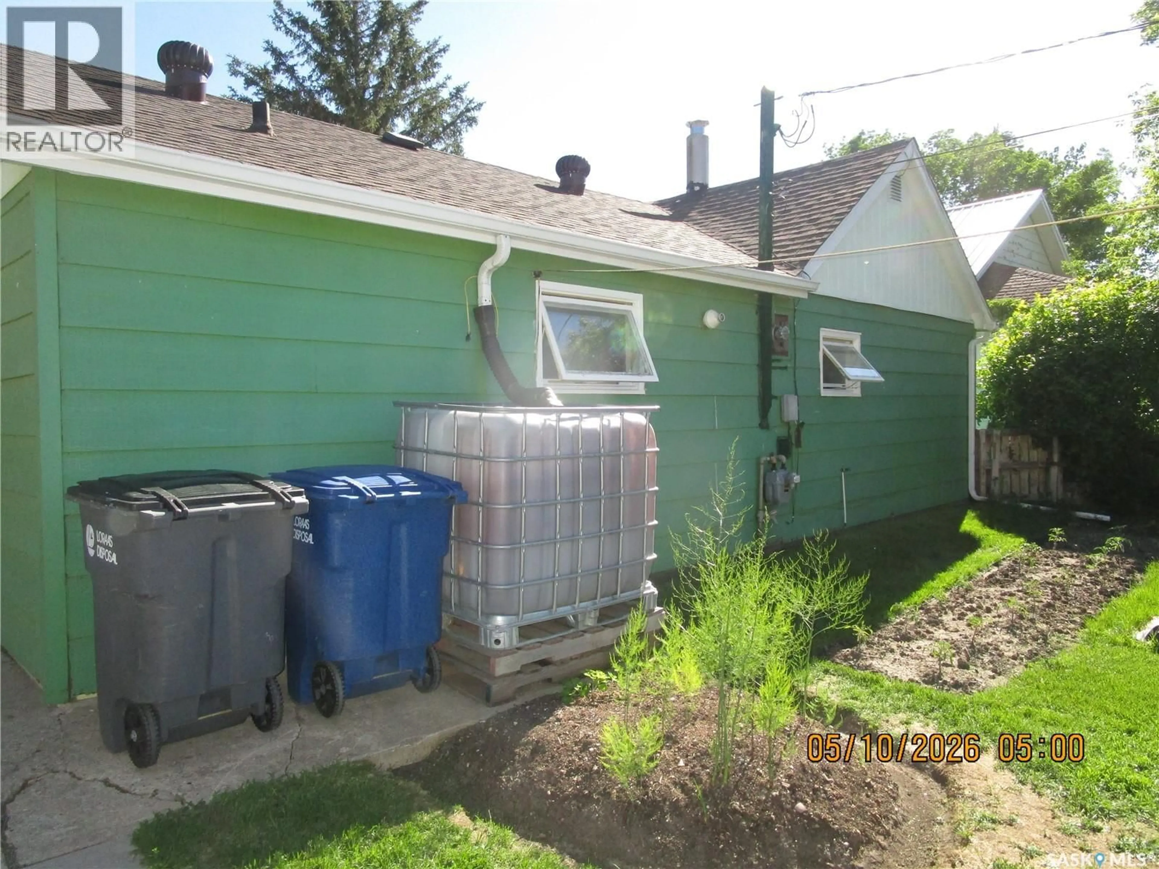 Shed for 210 7TH AVENUE, Assiniboia Saskatchewan S0H0B0