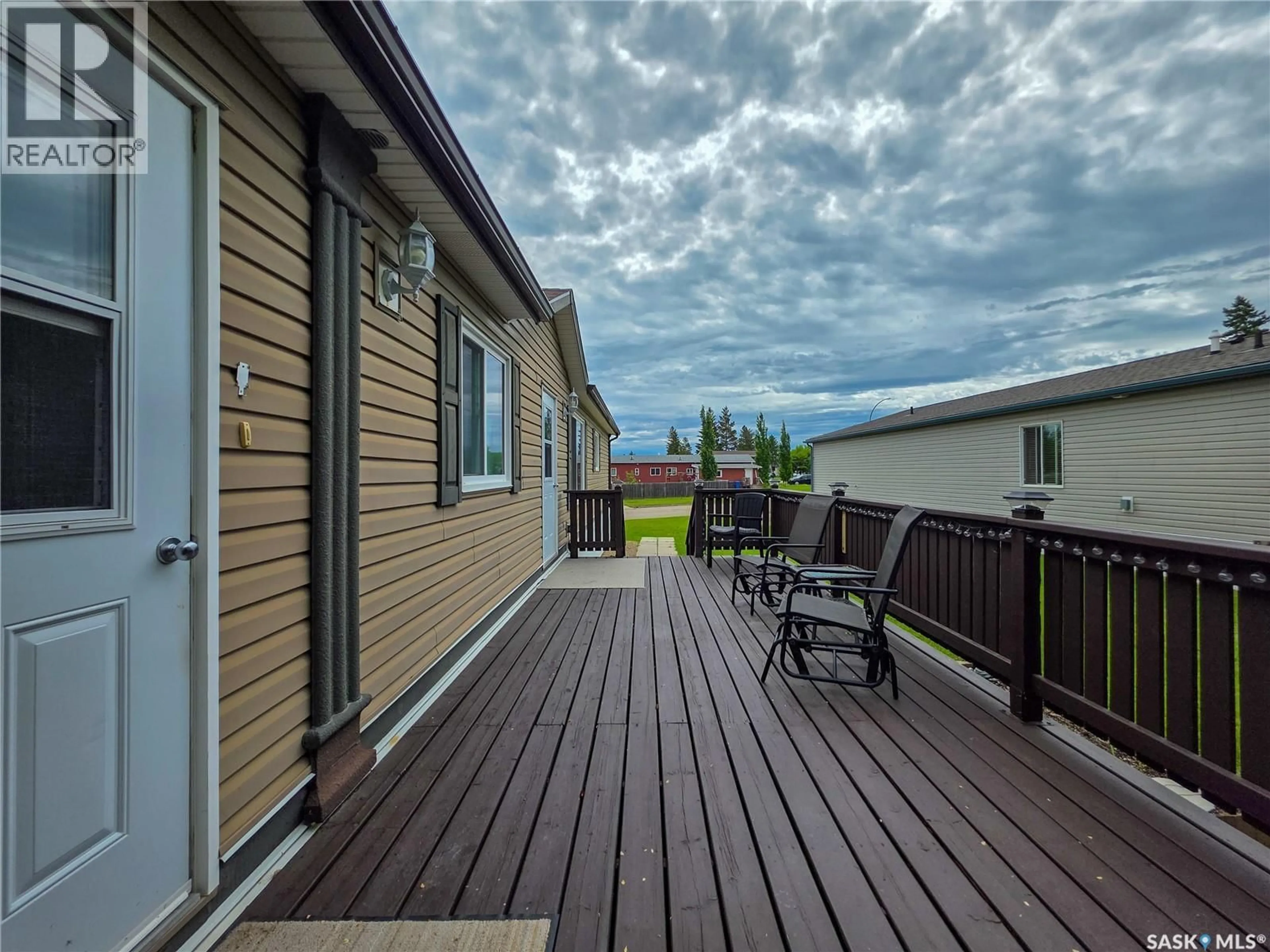 Patio, unknown for 38 555 DIELSCHNEIDER ROAD, Melville Saskatchewan S0A2P0