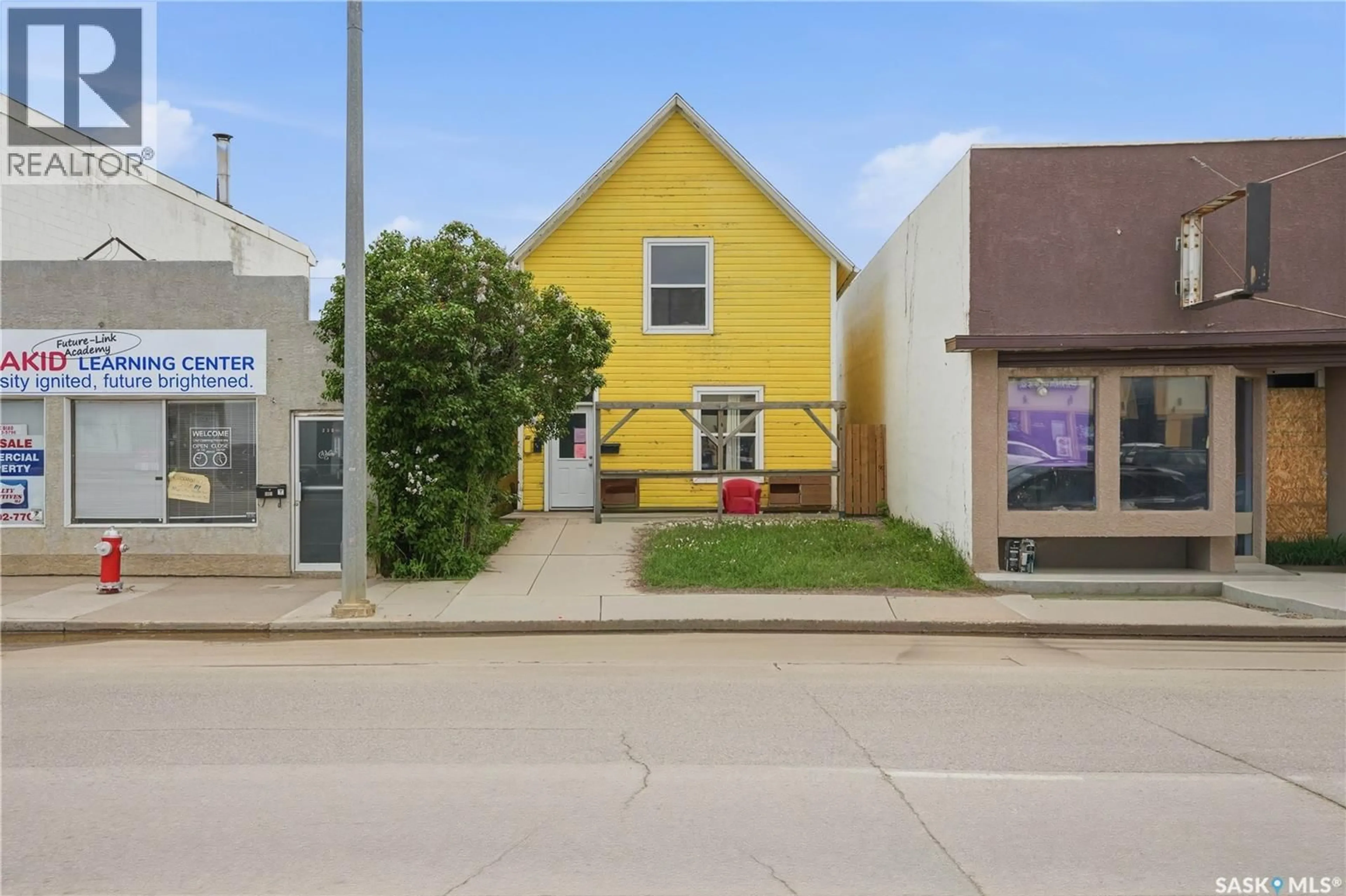 Unknown for 241 HIGH STREET, Moose Jaw Saskatchewan S6H1S7