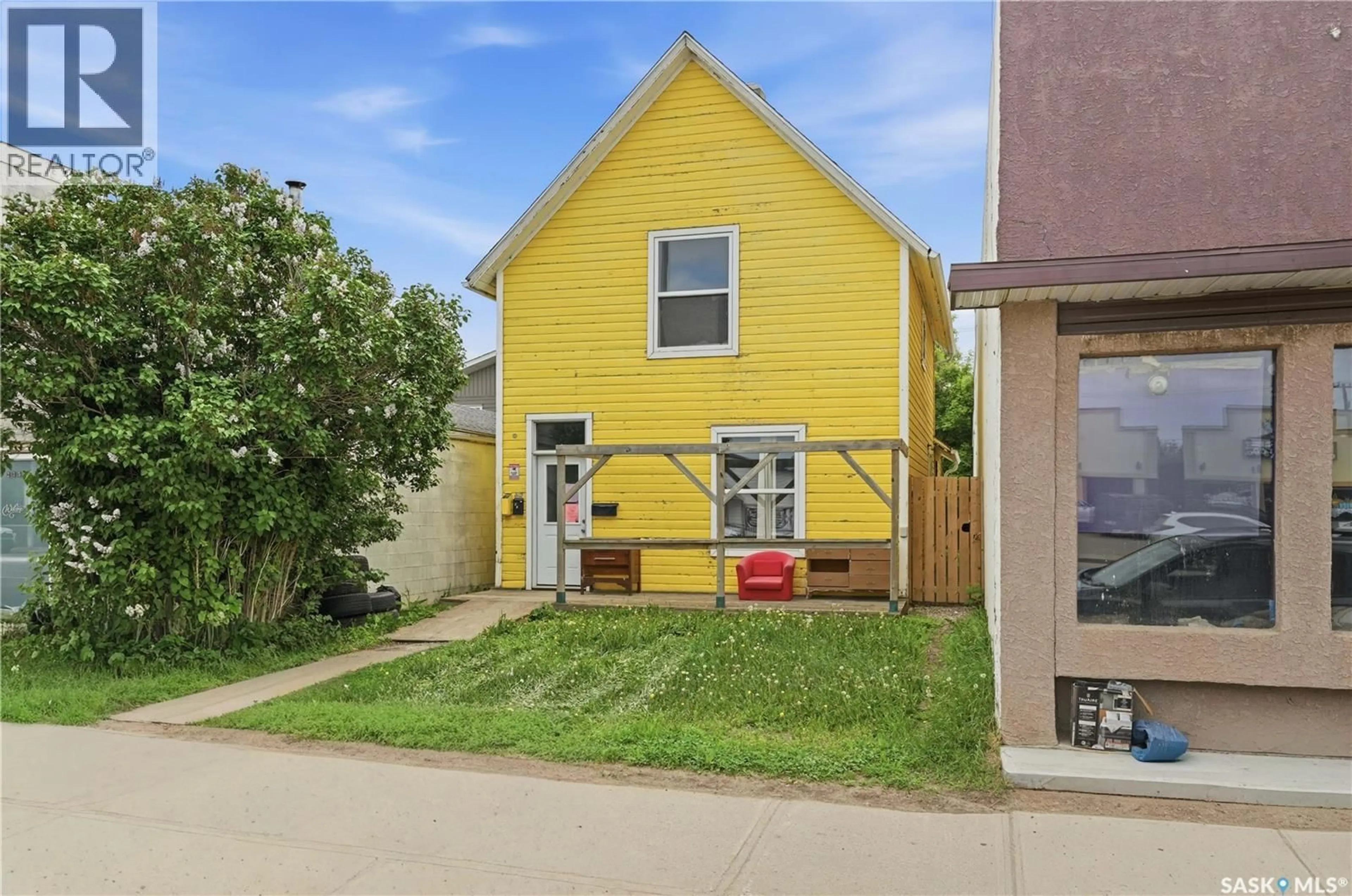 Unknown for 241 HIGH STREET, Moose Jaw Saskatchewan S6H1S7