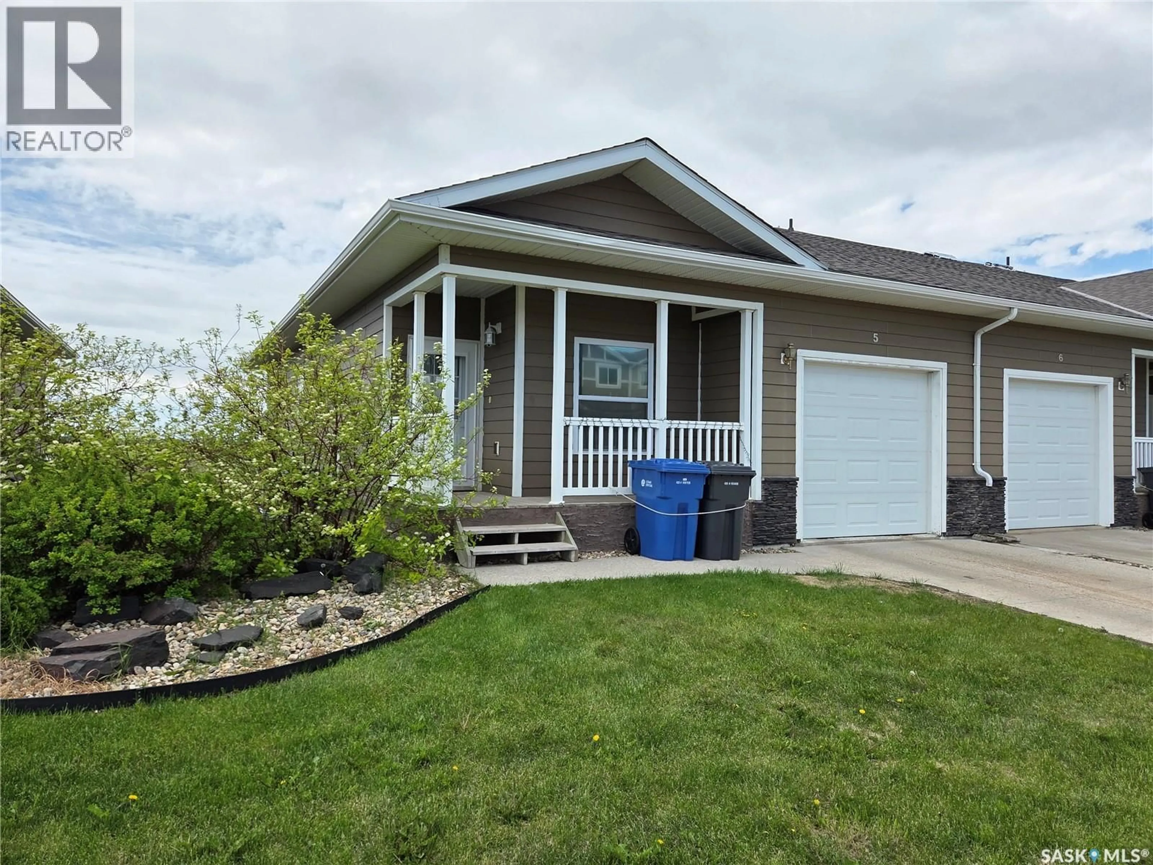 Home with vinyl exterior material, unknown for 5 - 201 RUCKLE ROAD, Carlyle Saskatchewan S0C0R0