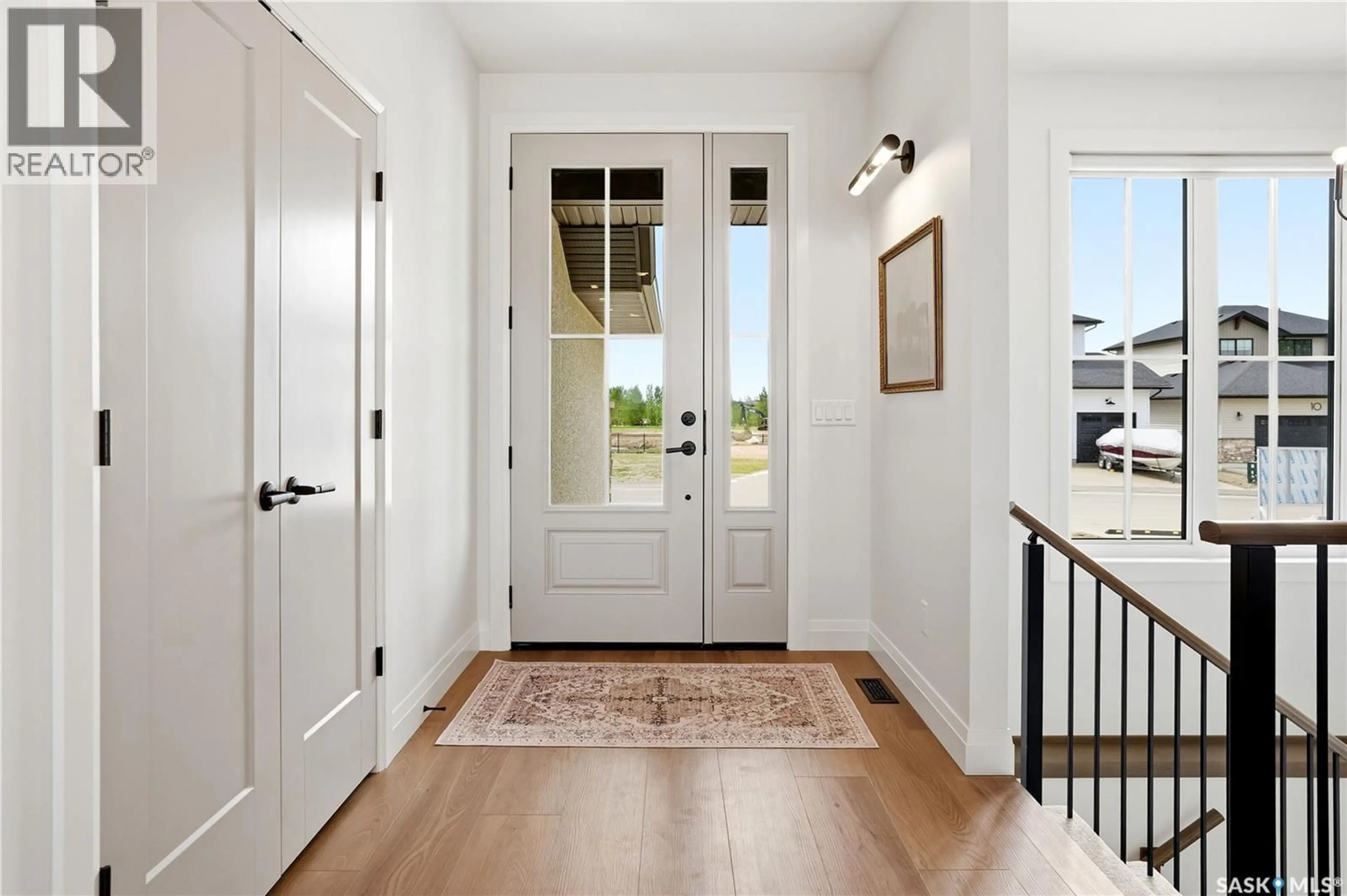 Indoor entryway for 25 COUNTRY ROAD, Lumsden Saskatchewan S0G3C0