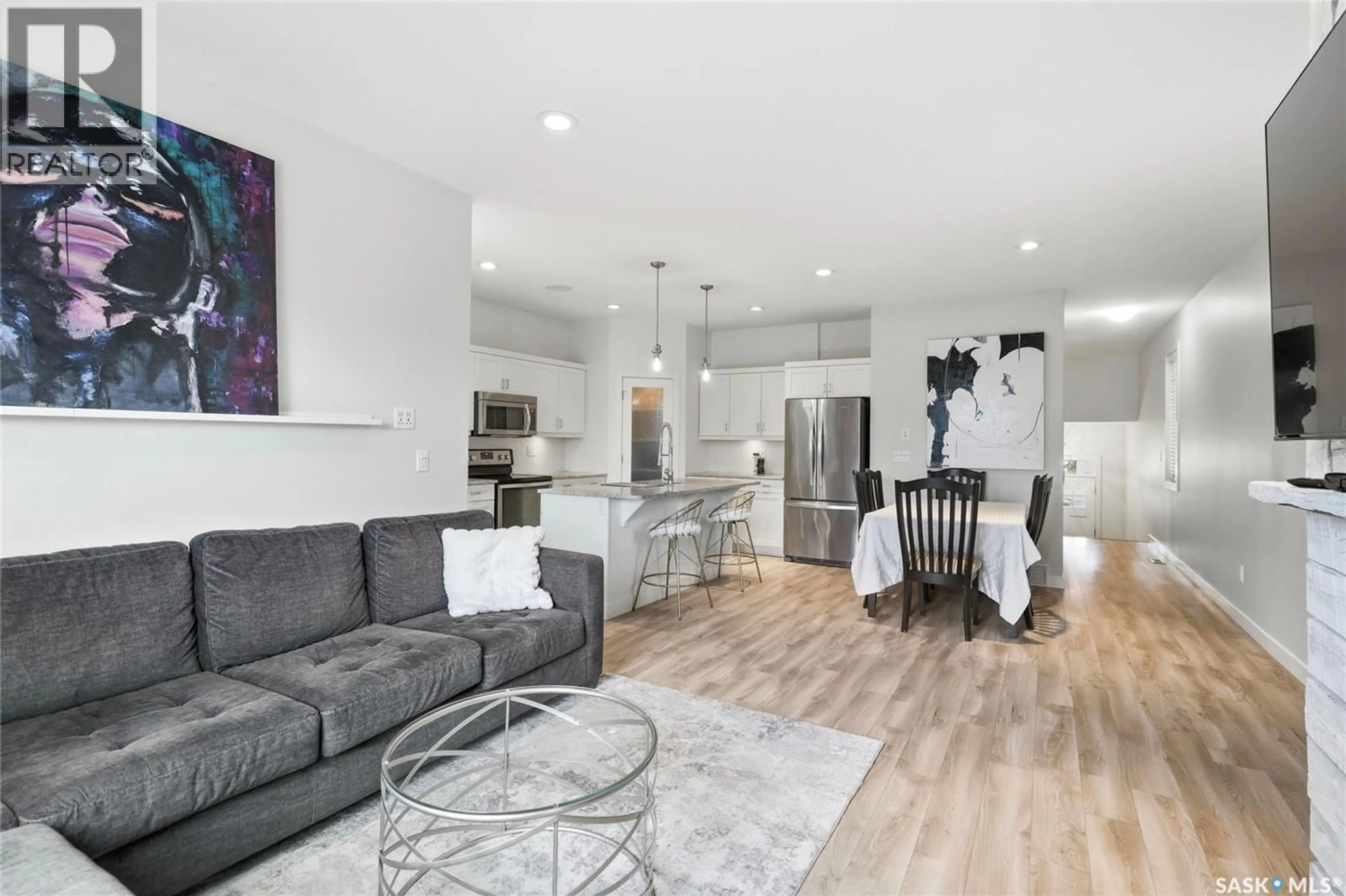 Open concept kitchen, unknown for 1105 JURASIN STREET, Regina Saskatchewan S4X0K1