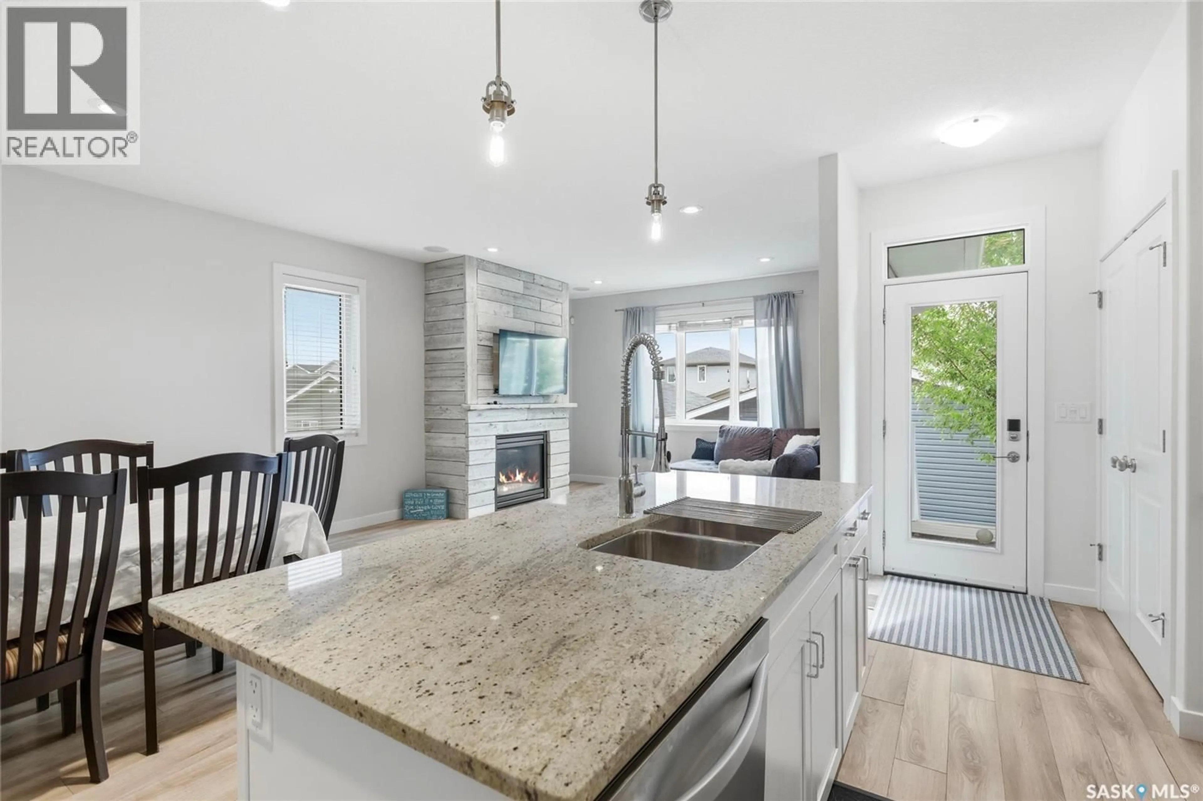 Open concept kitchen, unknown for 1105 JURASIN STREET, Regina Saskatchewan S4X0K1