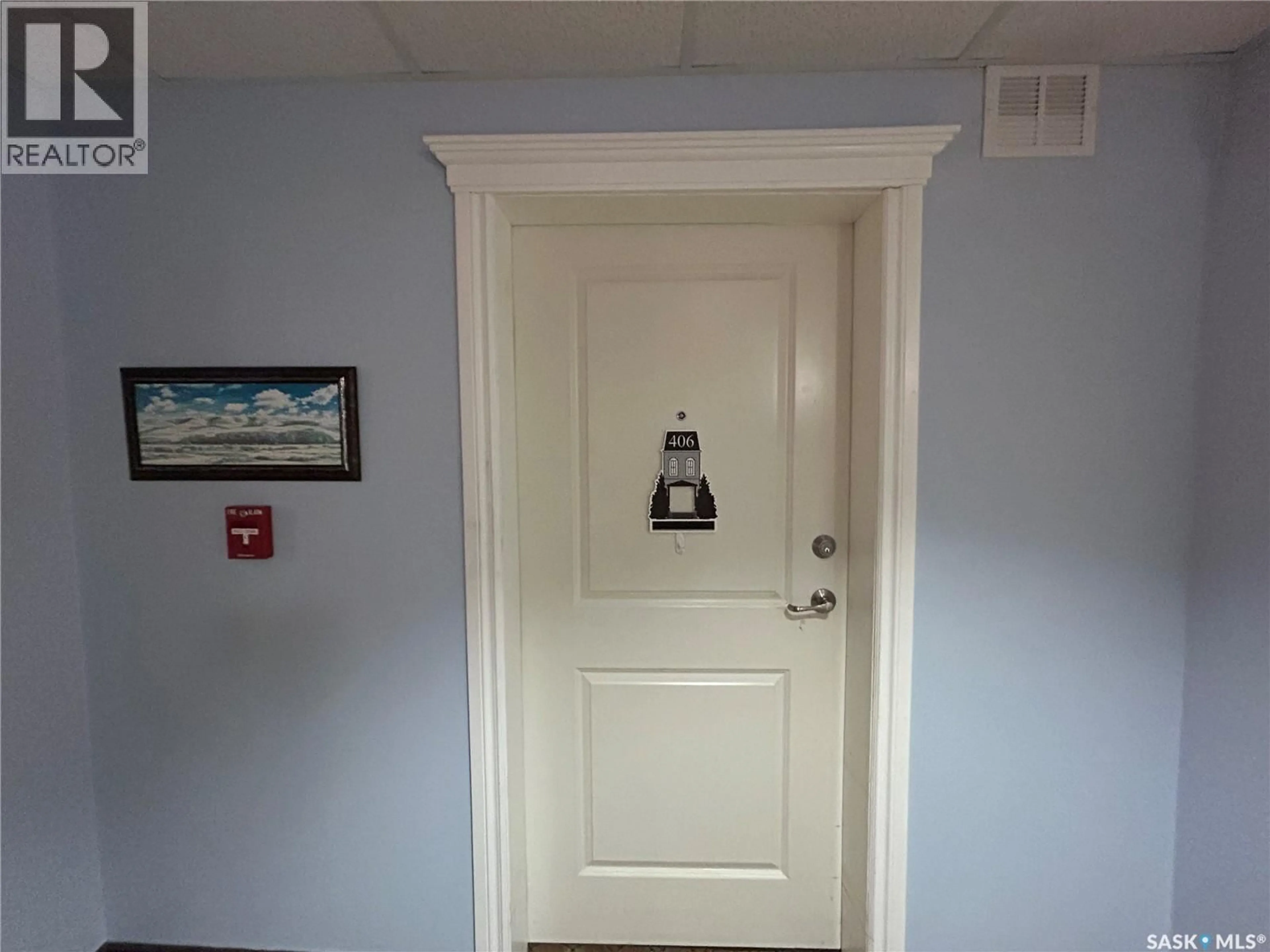 Indoor foyer for 601 110TH AVENUE, Tisdale Saskatchewan S0E1T0
