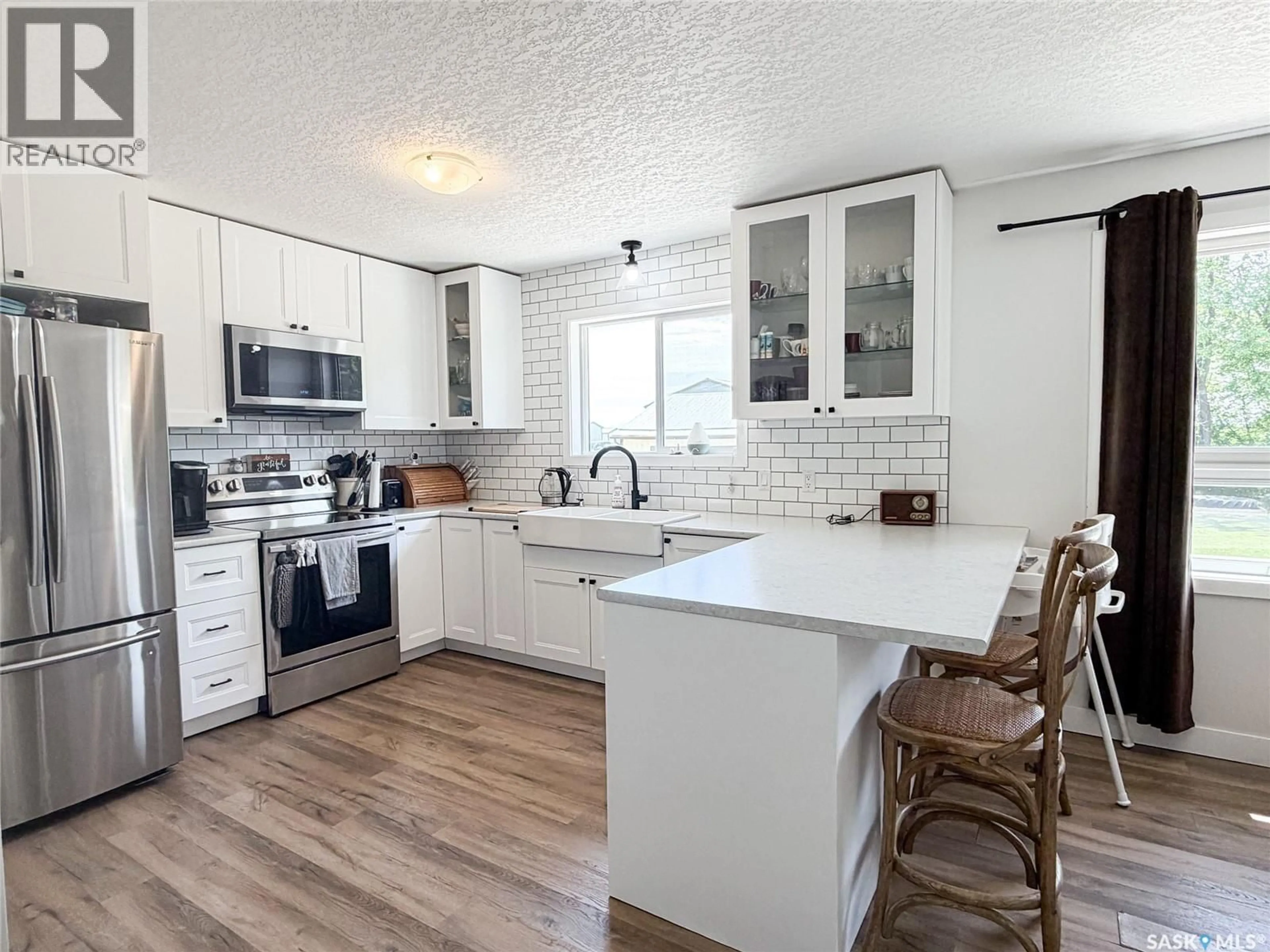 Open concept kitchen, unknown for CABANA ACREAGE, Meadow Lake Rm No.588 Saskatchewan S9X1Y9