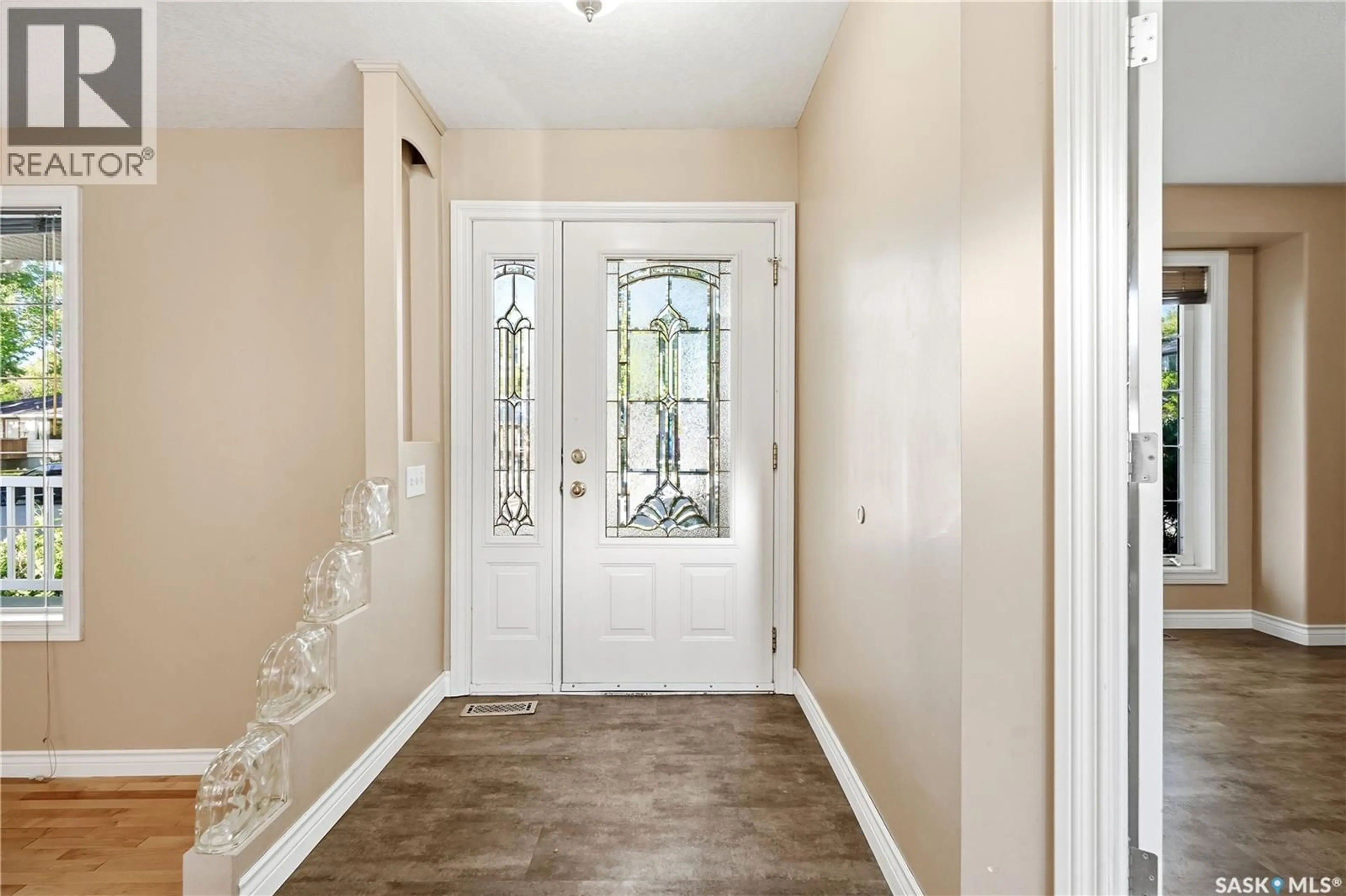 Indoor entryway for 1358 FORGET STREET, Regina Saskatchewan S4T4Y1