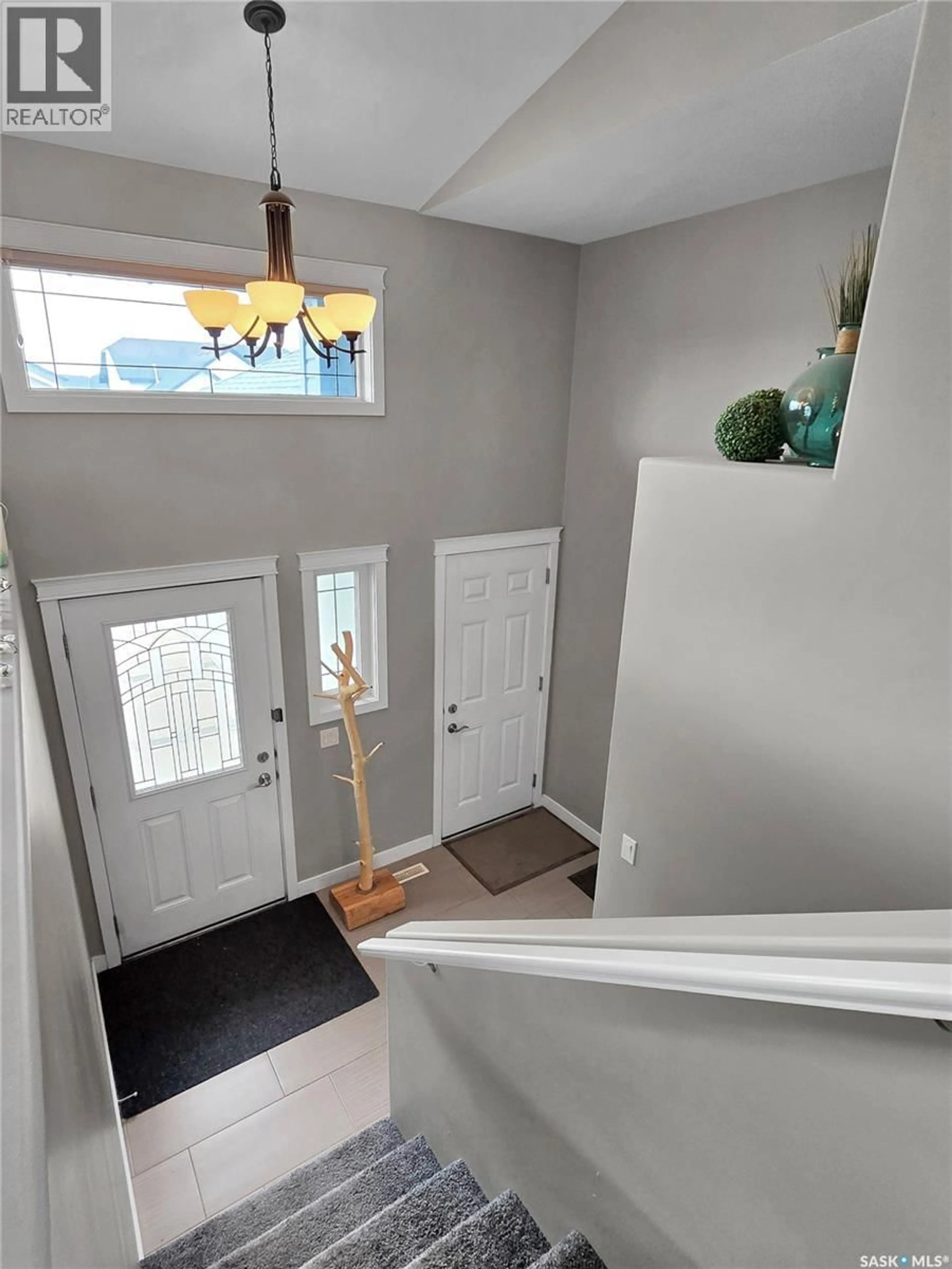 Indoor entryway for 716 SARAZEN DRIVE, Warman Saskatchewan S0K4S4