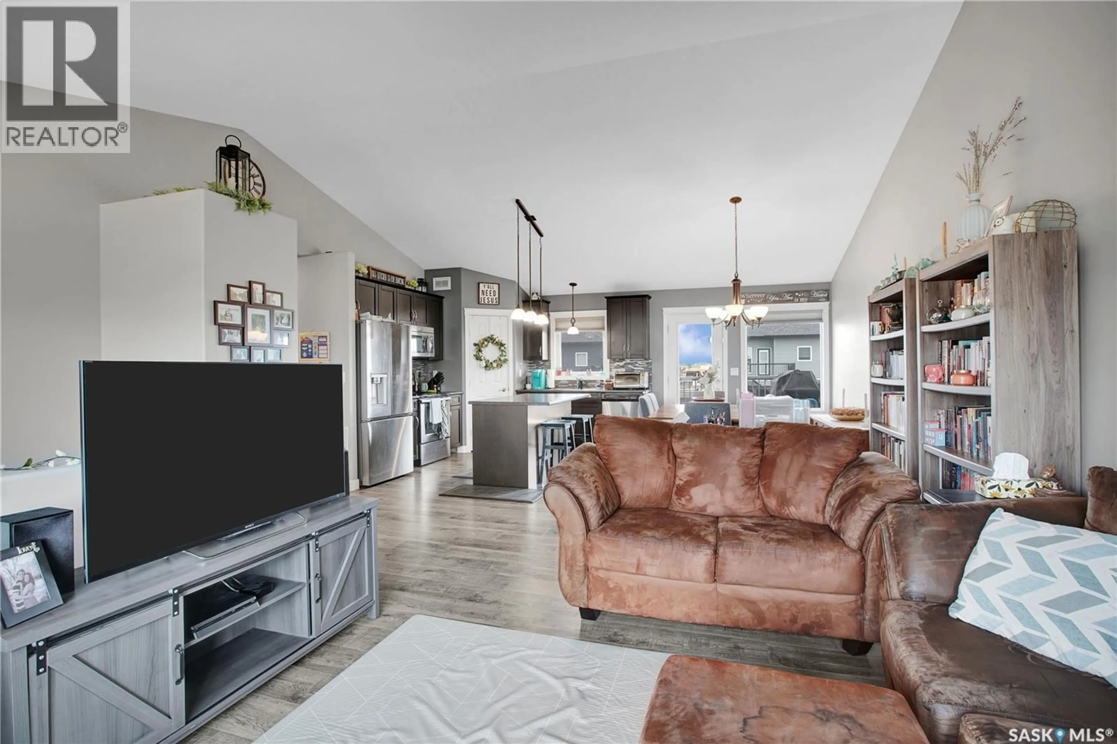 Living room with furniture, unknown for 716 SARAZEN DRIVE, Warman Saskatchewan S0K4S4