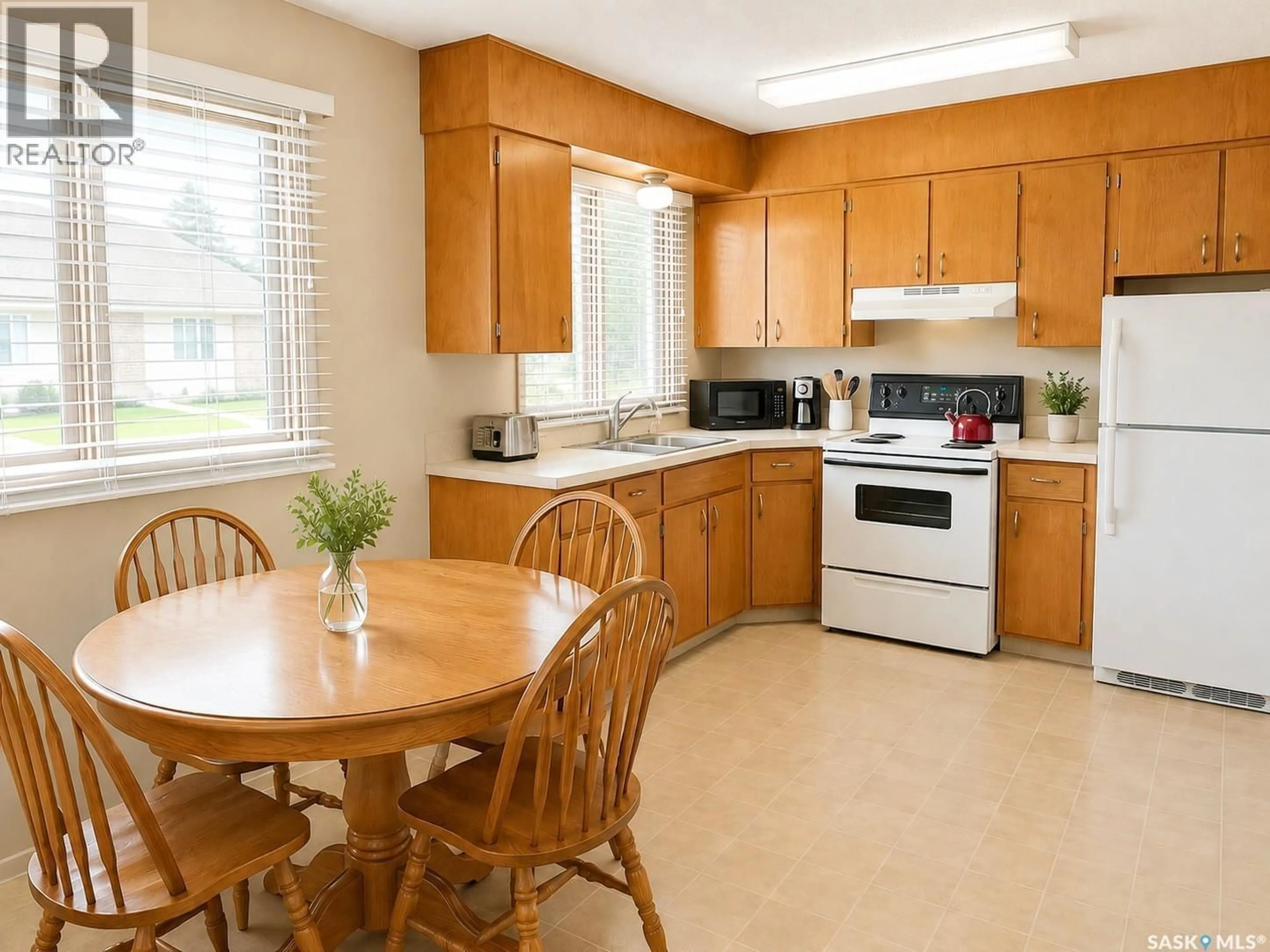Standard kitchen, unknown for 205 4TH AVENUE, Shellbrook Saskatchewan S0J2E0