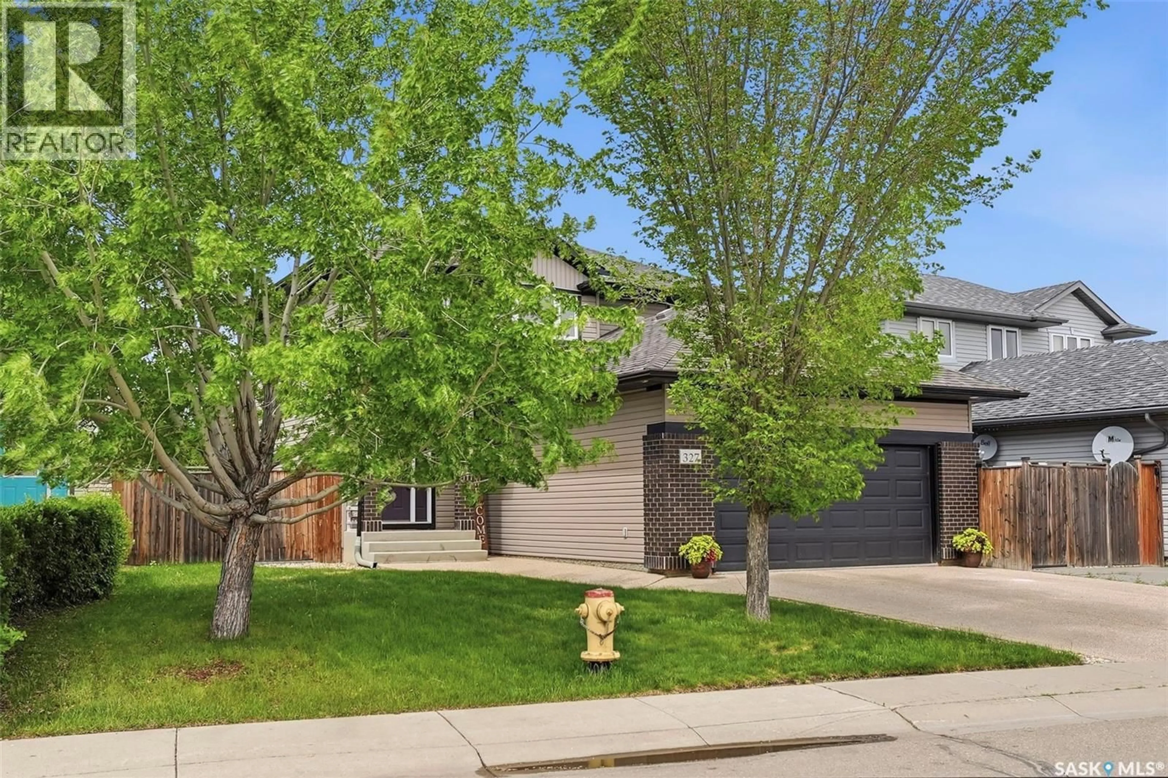 Unknown for 327 HETTLE COVE, Saskatoon Saskatchewan S7T0E8