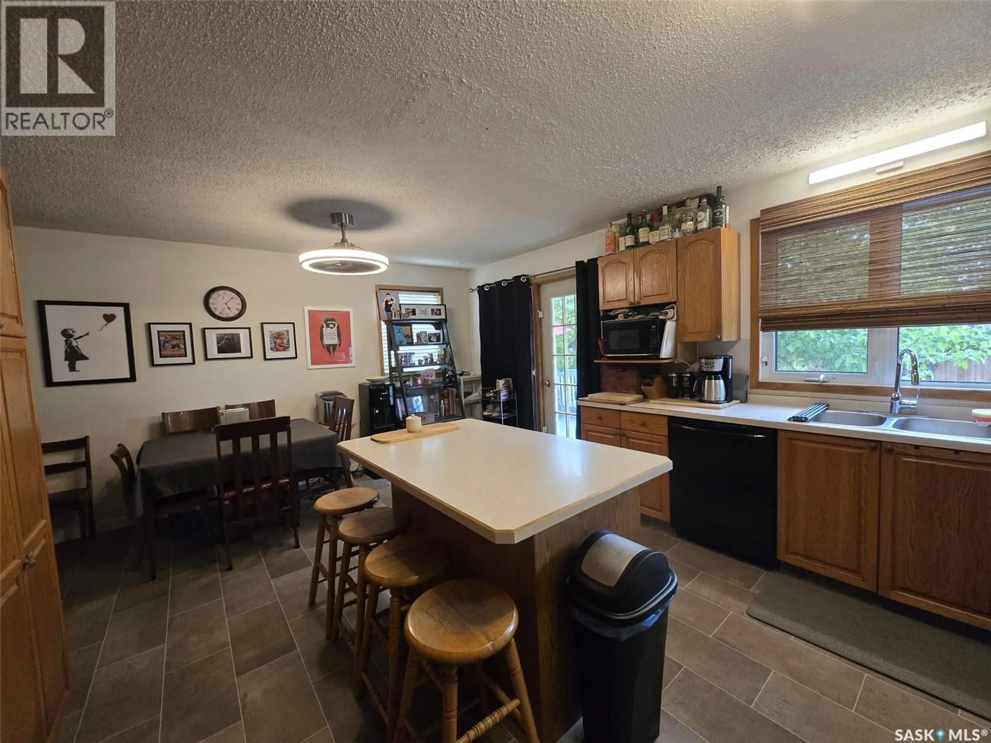 Open concept kitchen, unknown for 613 3RD STREET, Wilkie Saskatchewan S0K4W0