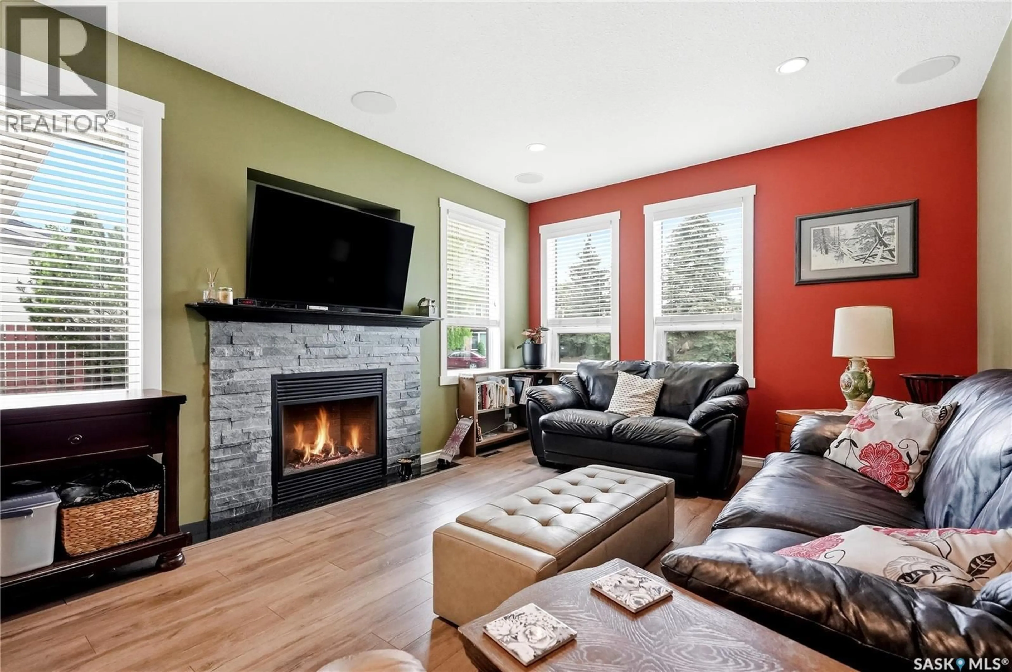 Living room with furniture, unknown for 23 BLACKLEY PLACE, Saskatoon Saskatchewan S7M5B1