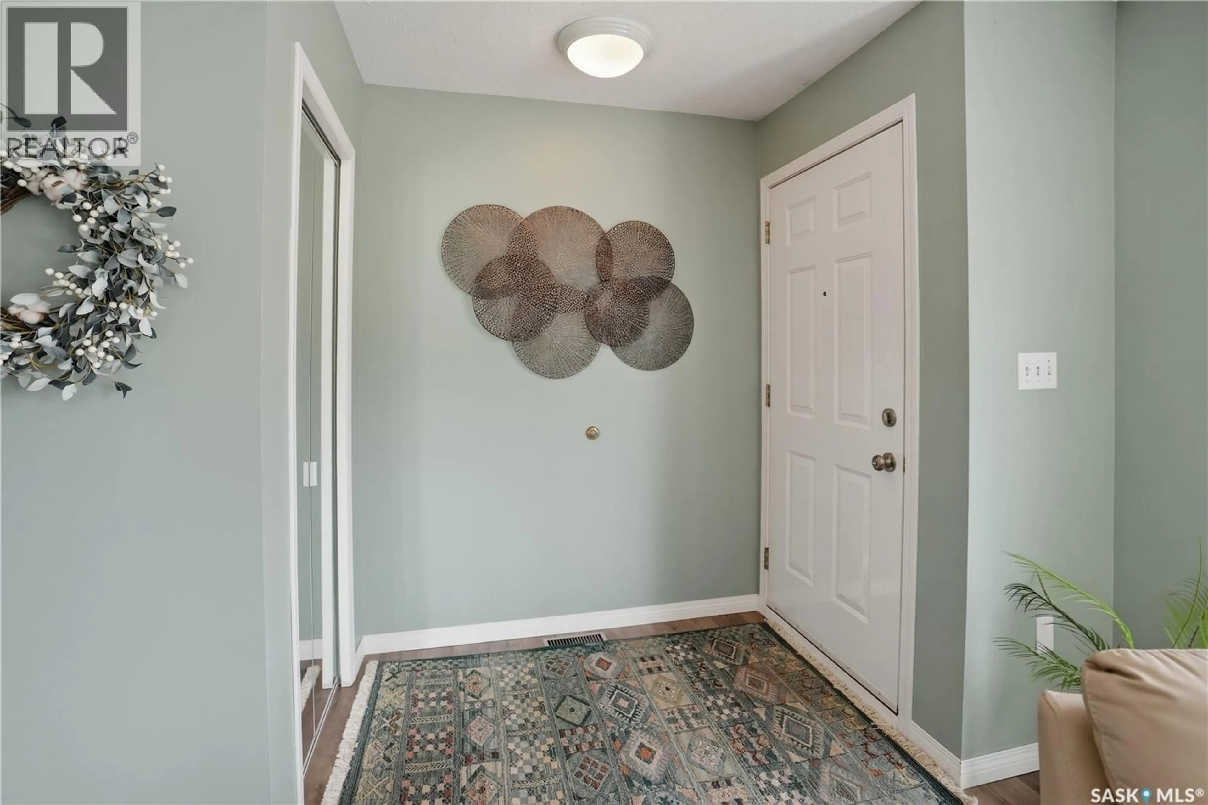 Indoor entryway for 342 35TH STREET, Battleford Saskatchewan S0M0E0