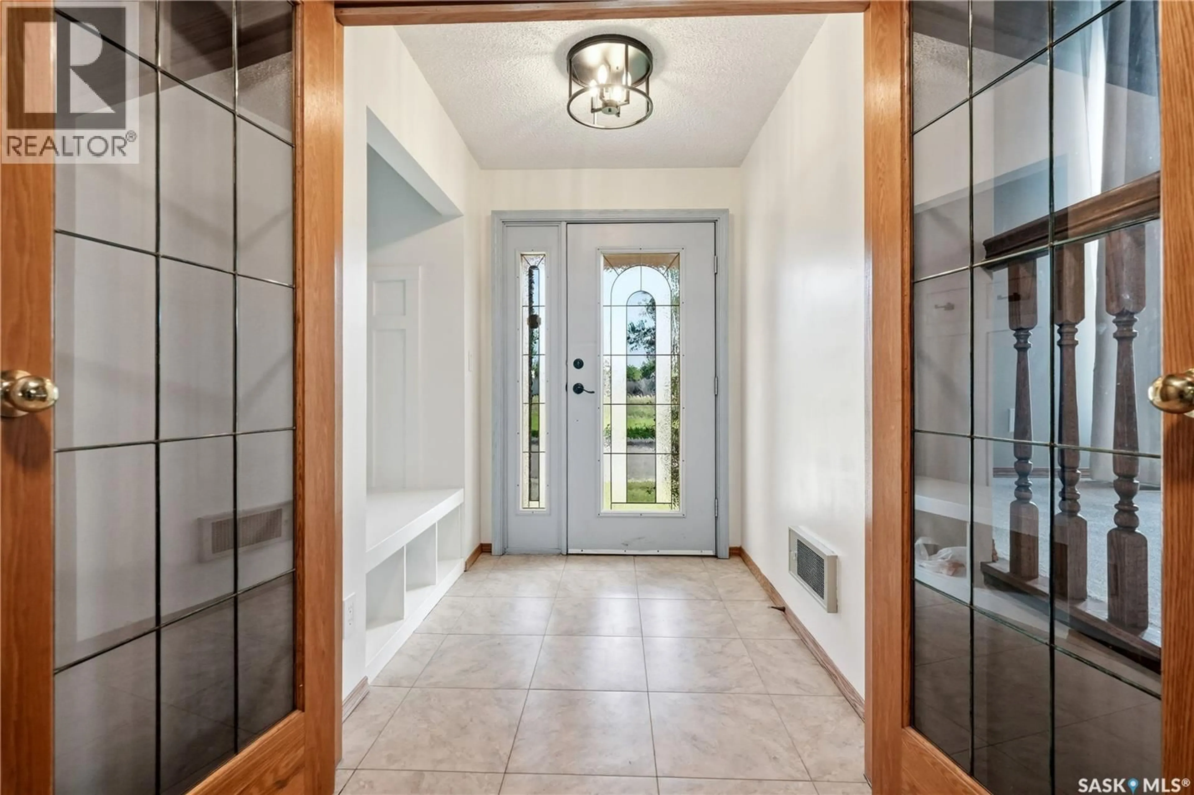 Indoor entryway for 23 COWIE ROAD, Regina Saskatchewan S4S6S2