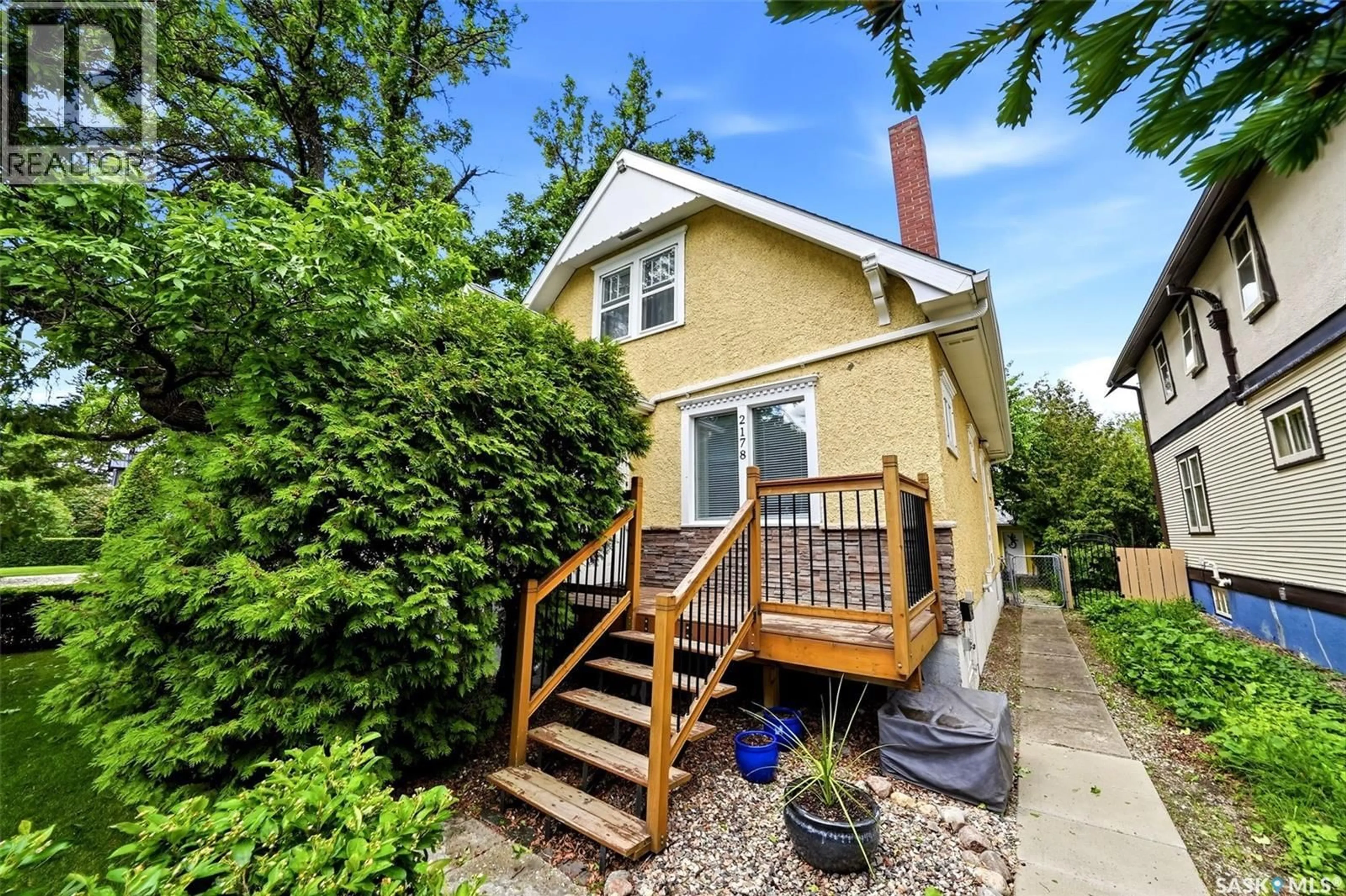 Patio, street for 2178 PRINCESS STREET, Regina Saskatchewan S4T3Z6