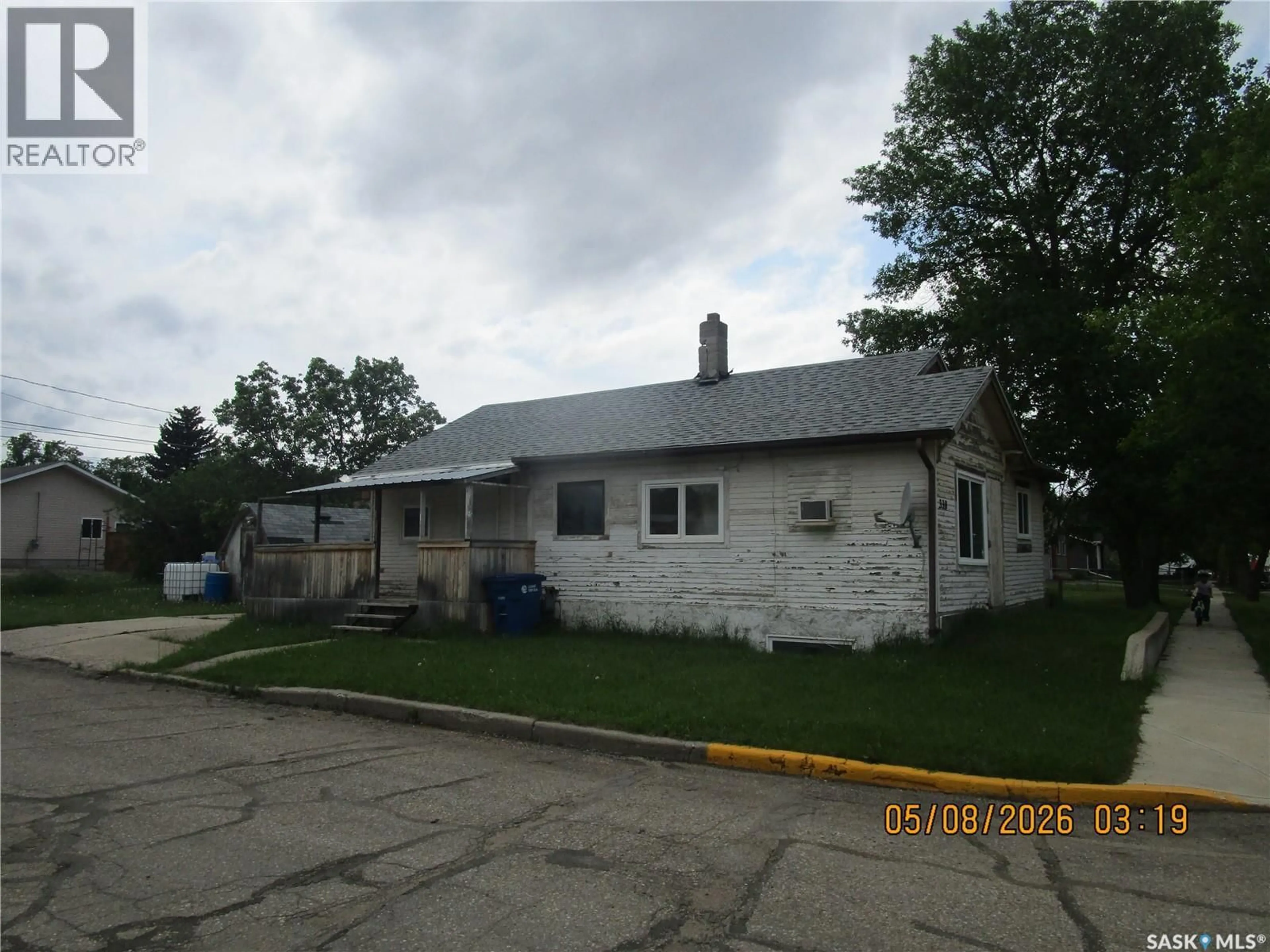 Unknown for 330 2ND AVENUE, Assiniboia Saskatchewan S0H0B0