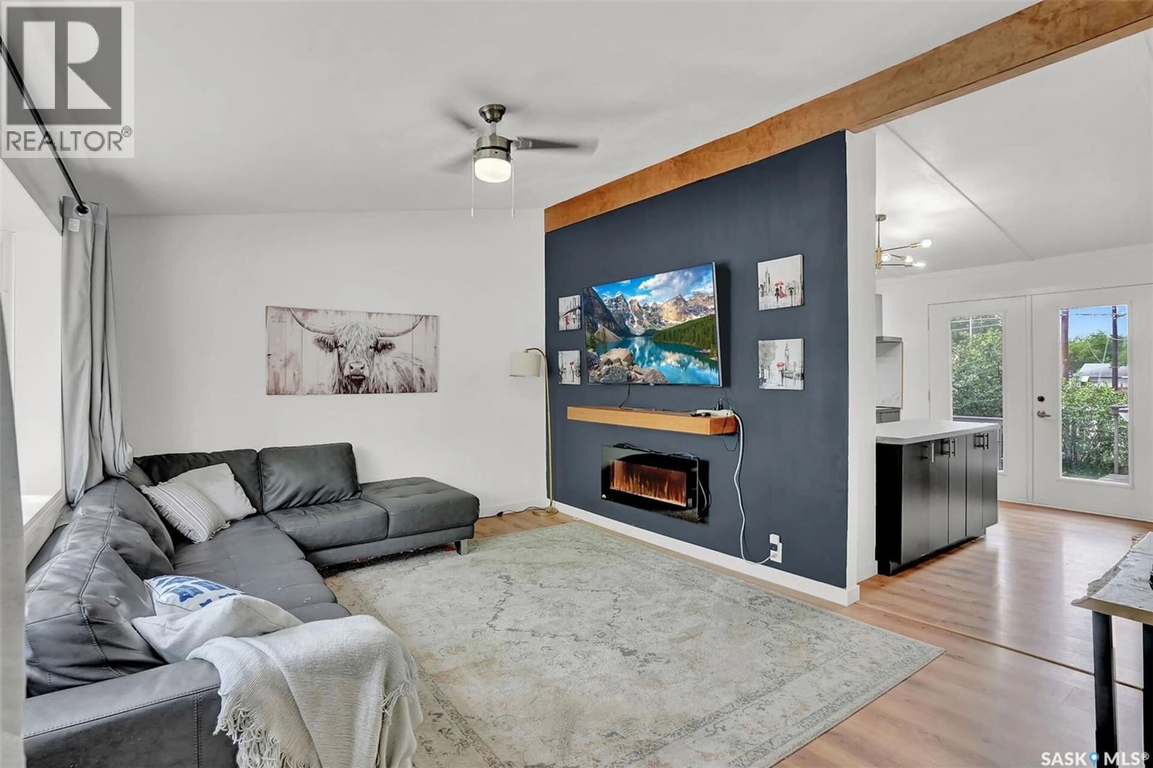 Living room with furniture, unknown for 5632 4TH AVENUE, Regina Saskatchewan S4T0J9