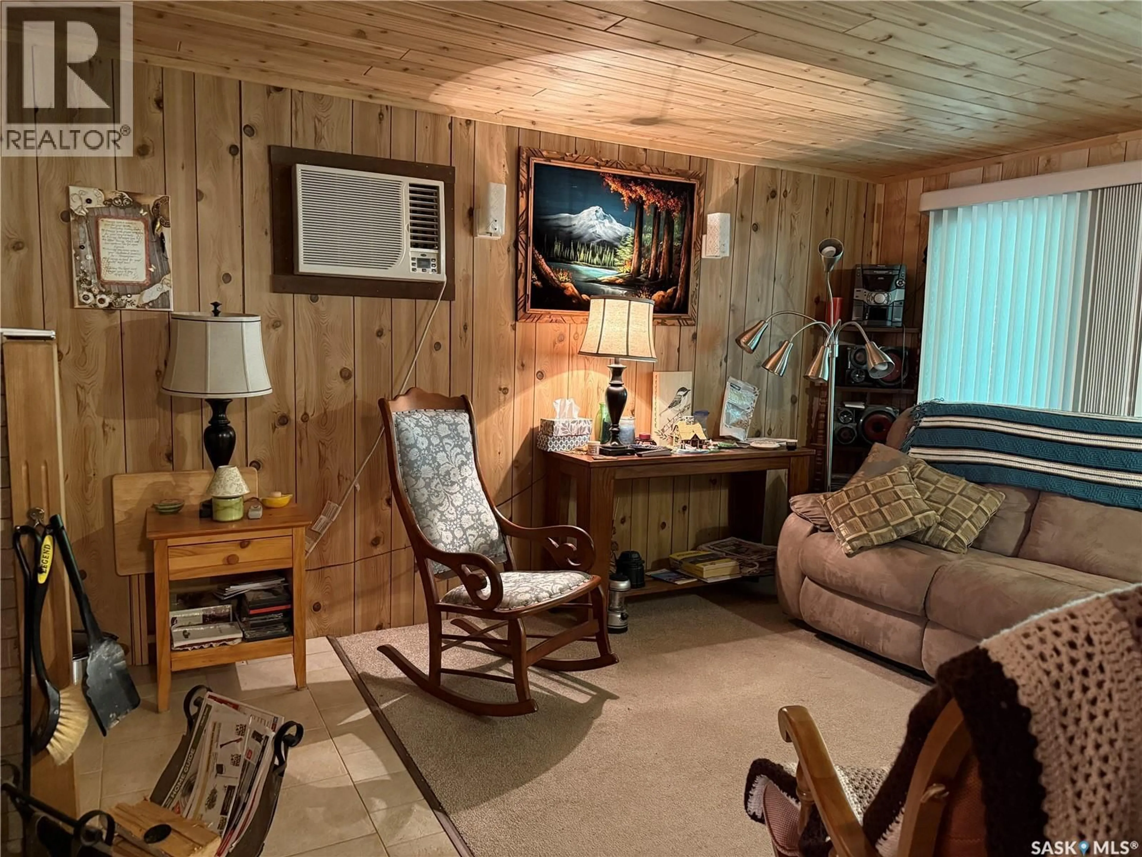 A pic of a room for 404 NORTHSHORE DRIVE, Northern Admin District Saskatchewan S0M0G0