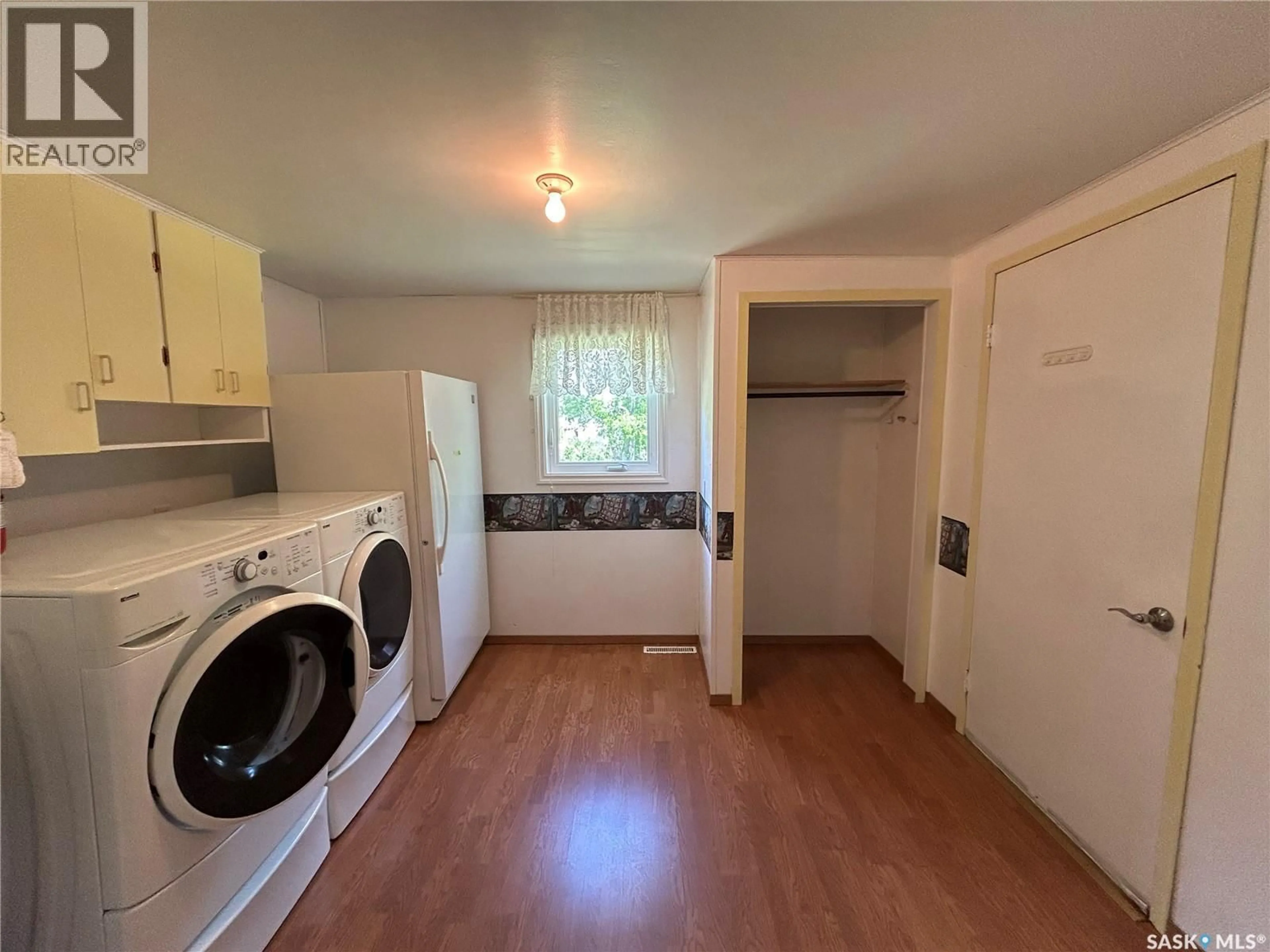 A pic of a room for 203 PHILLIPS STREET, Muenster Saskatchewan S0K2Y0