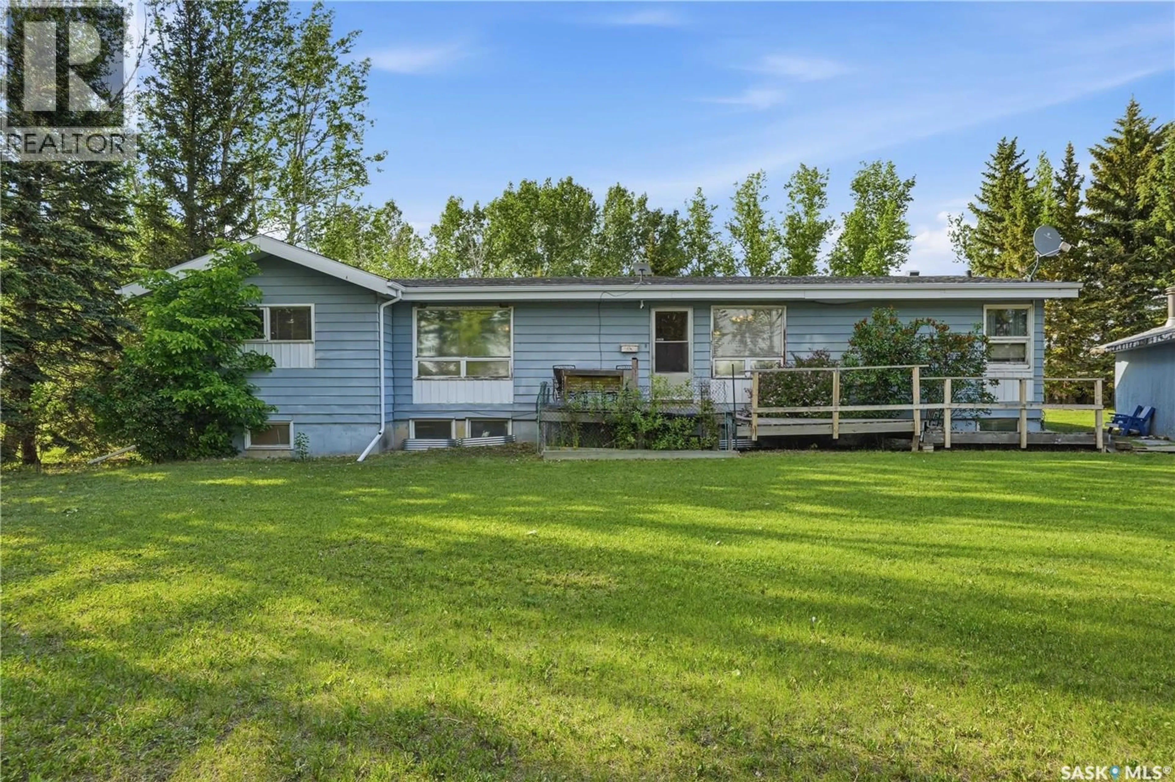 Home with vinyl exterior material, unknown for CONDI ACREAGE, Lumsden Rm No. 189 Saskatchewan S0G0B6