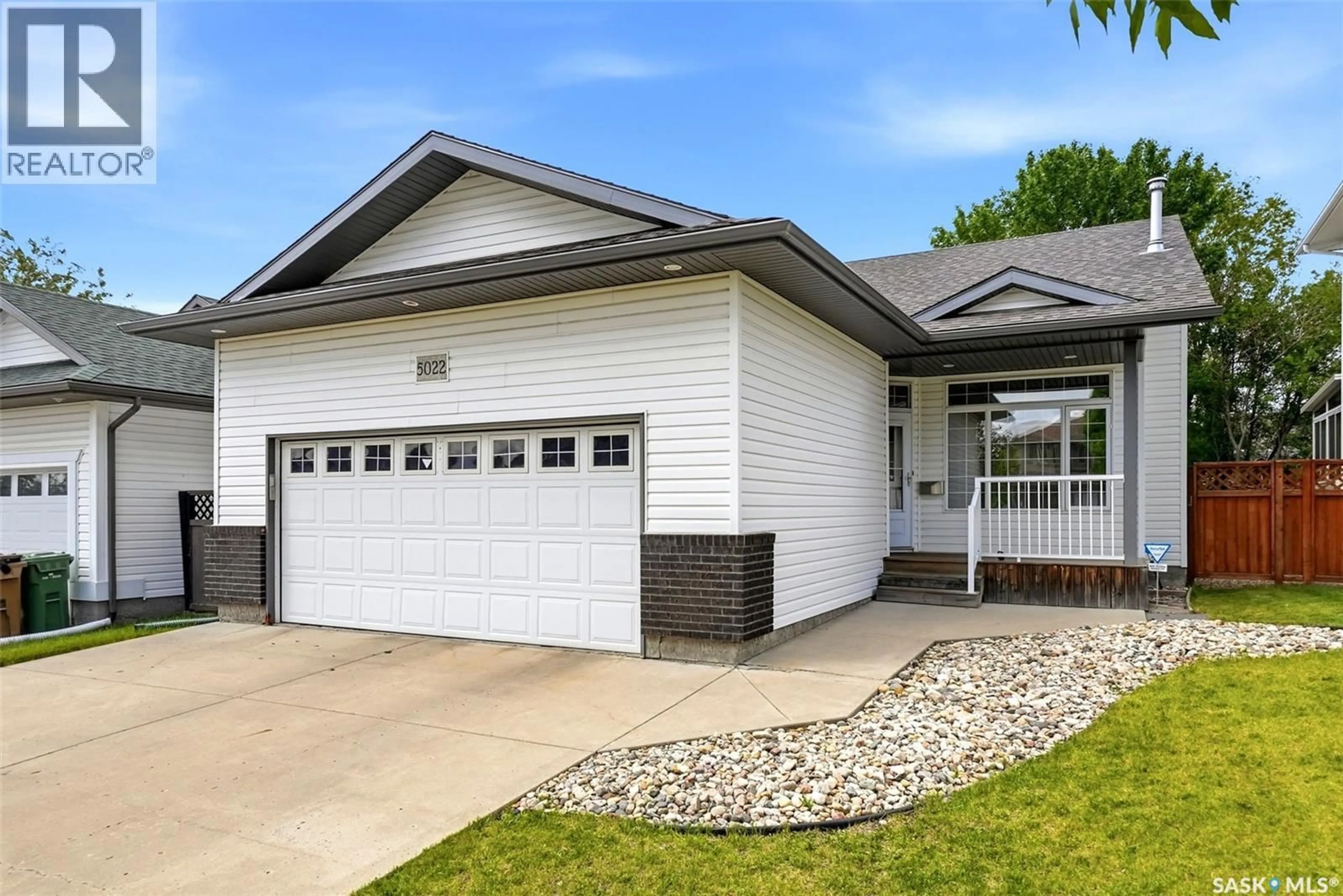 Home with vinyl exterior material, street for 5022 BOSWELL CRESCENT, Regina Saskatchewan S4X4P9