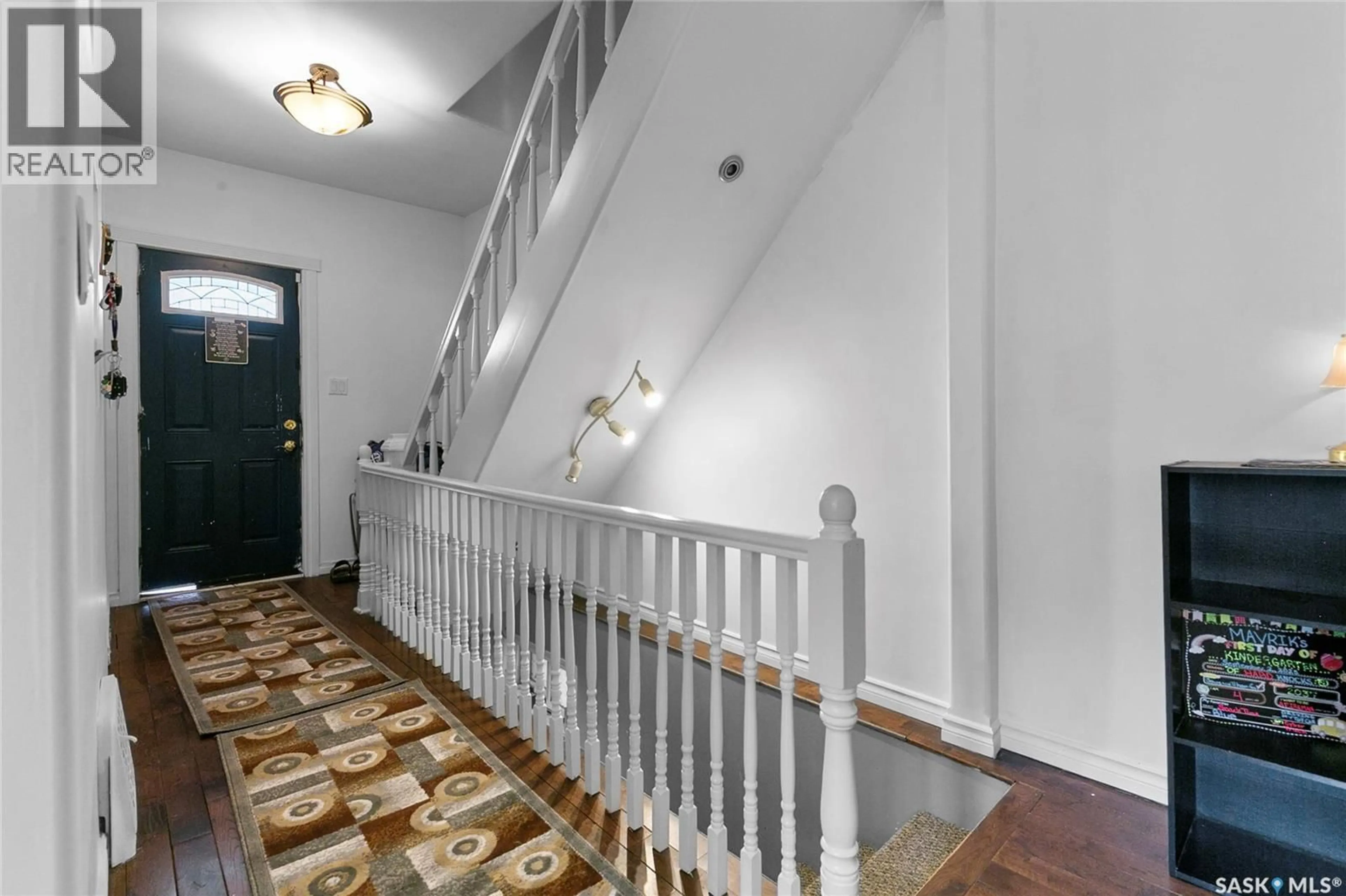 Indoor foyer for 1357 WASCANA STREET, Regina Saskatchewan S4T4J4