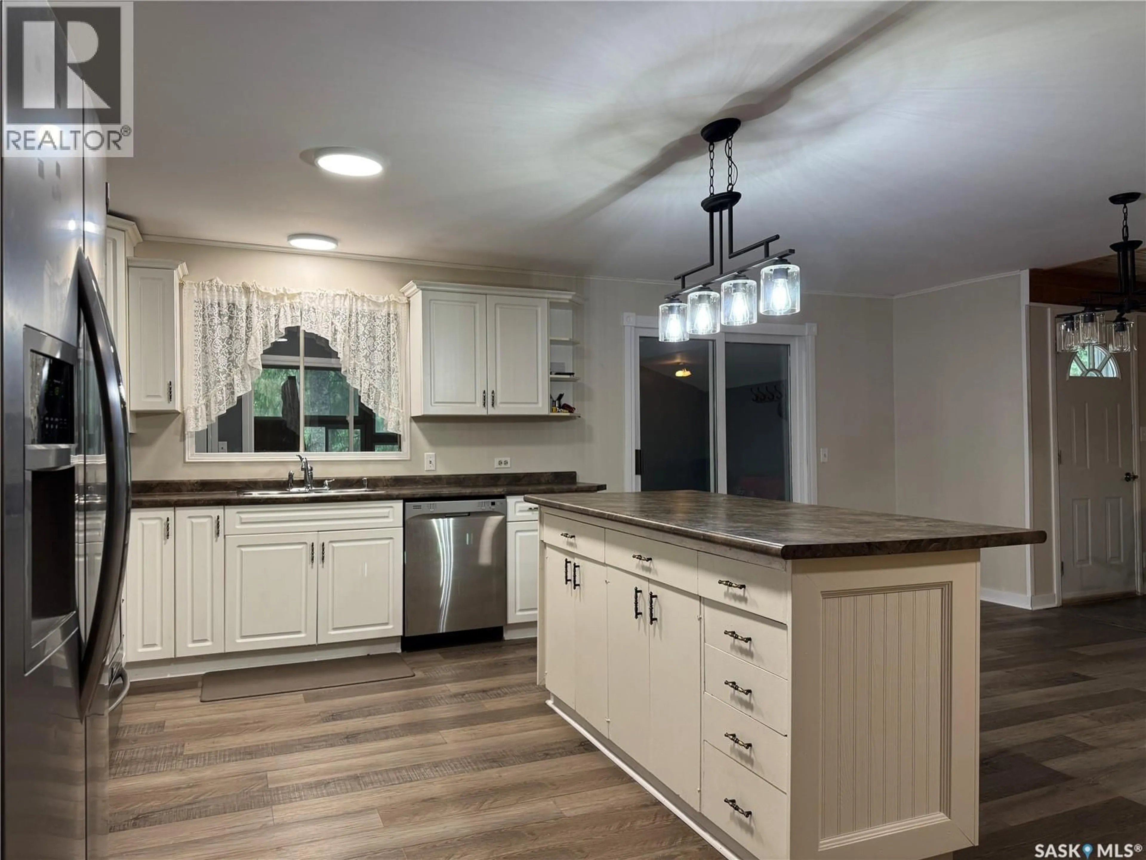 Open concept kitchen, unknown for KOWALYK ACREAGE, Big Quill Rm No. 308 Saskatchewan S0A4T0