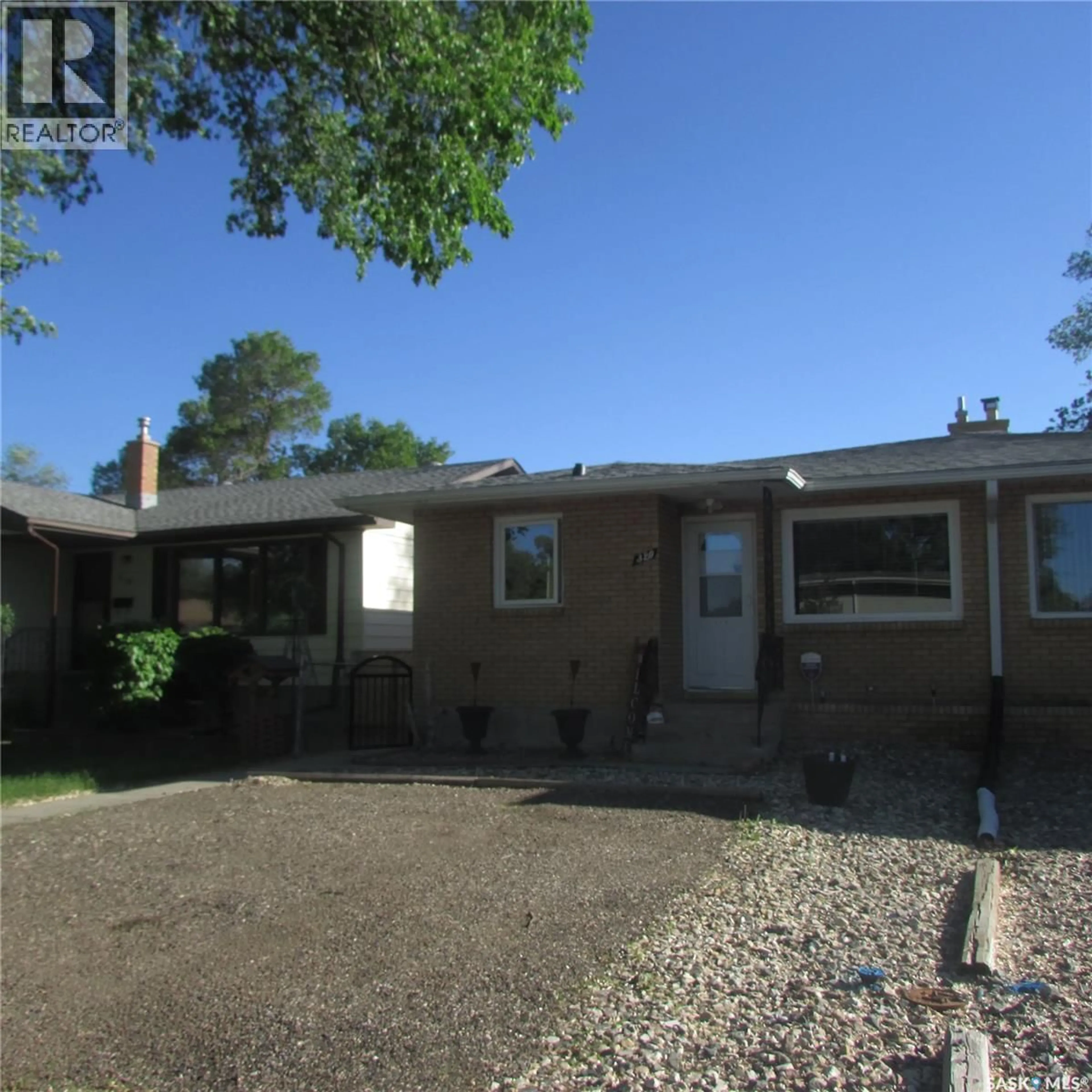 Unknown for 320 FROOM CRESCENT, Regina Saskatchewan S4N1B7