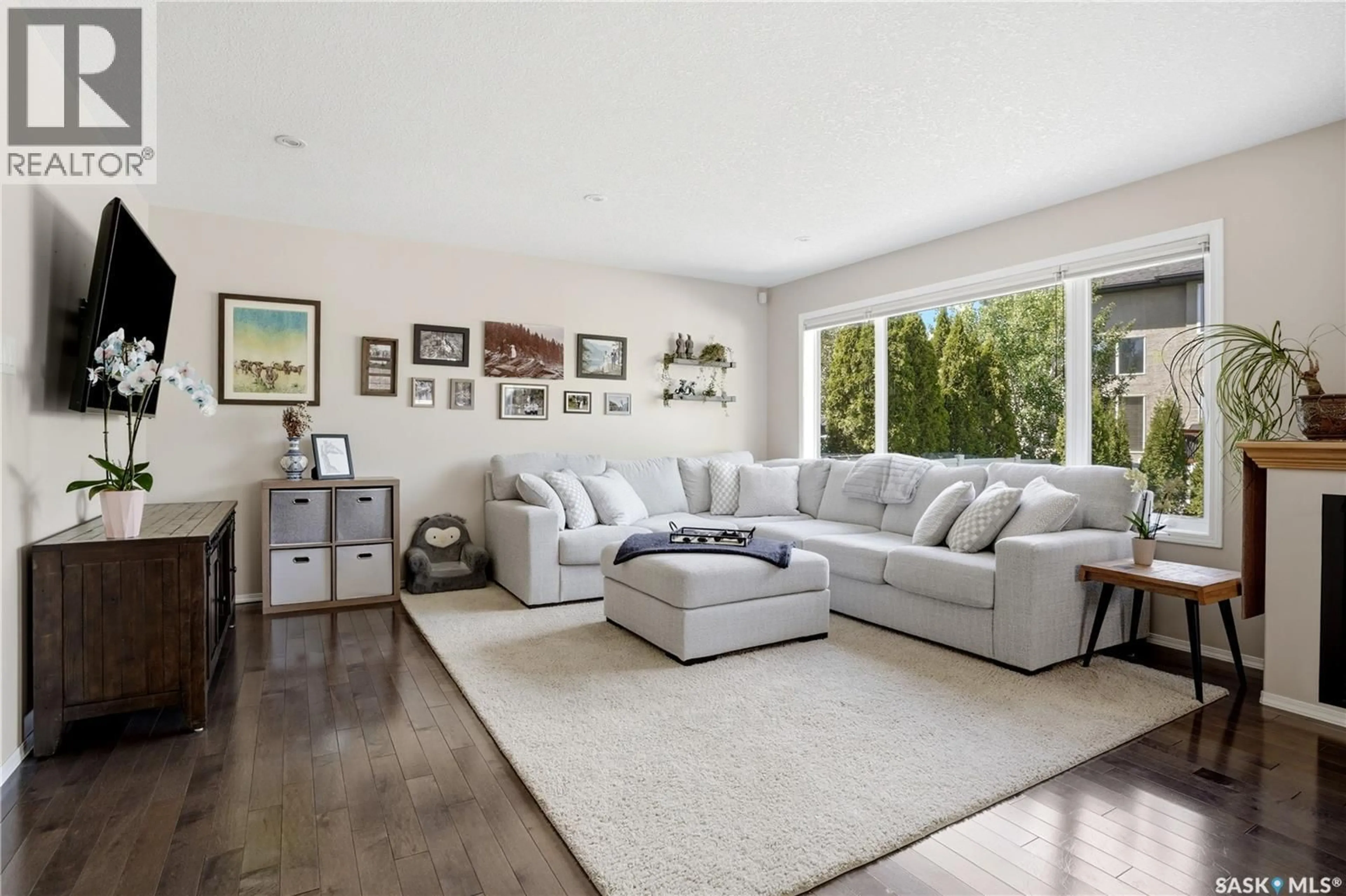 Living room with furniture, unknown for E - 3610 SANDRINGHAM ROAD, Regina Saskatchewan S4V3C4
