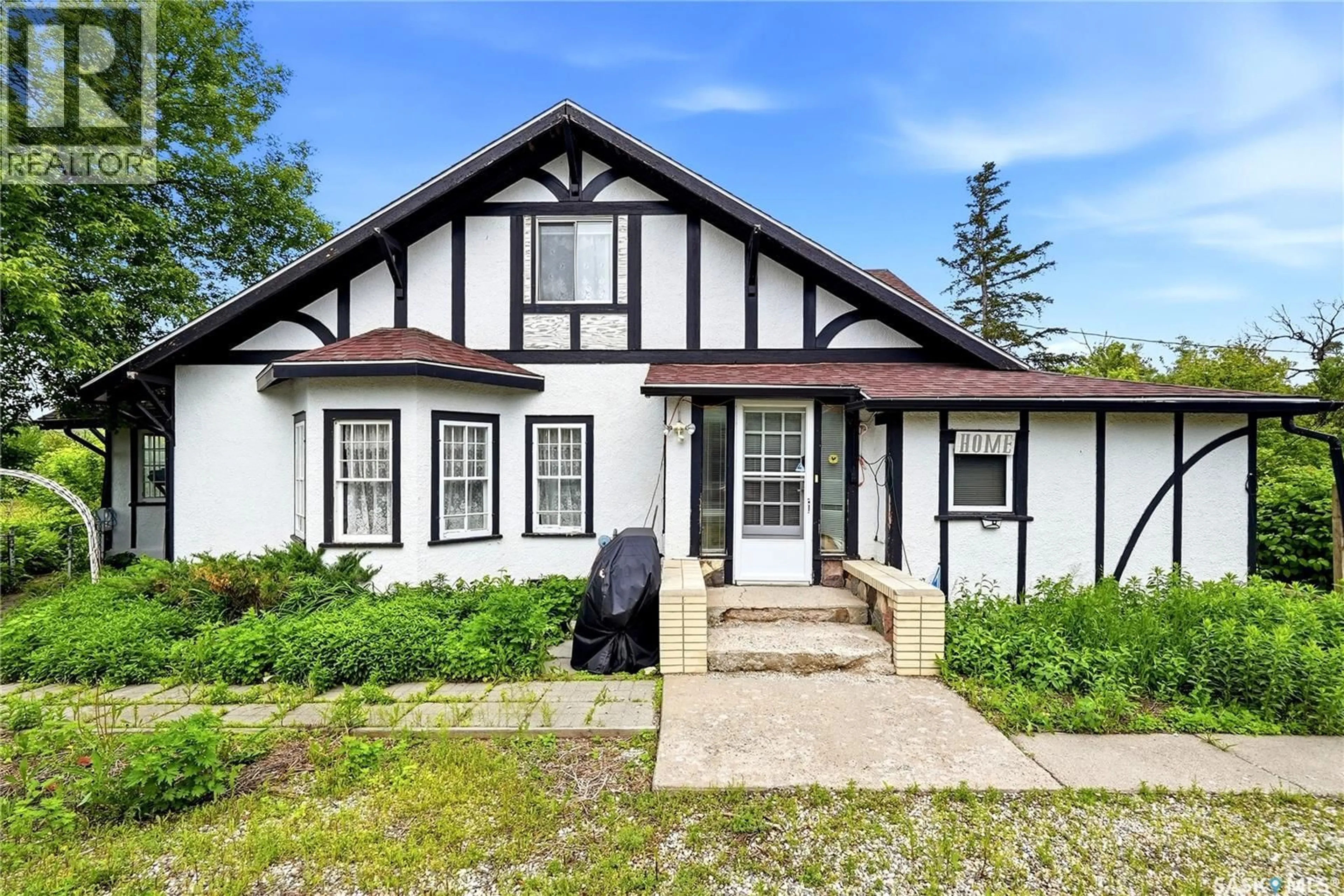 Home with brick exterior material, street for 143 HUDSON PLACE, Fort Qu'Appelle Saskatchewan S0G1S0
