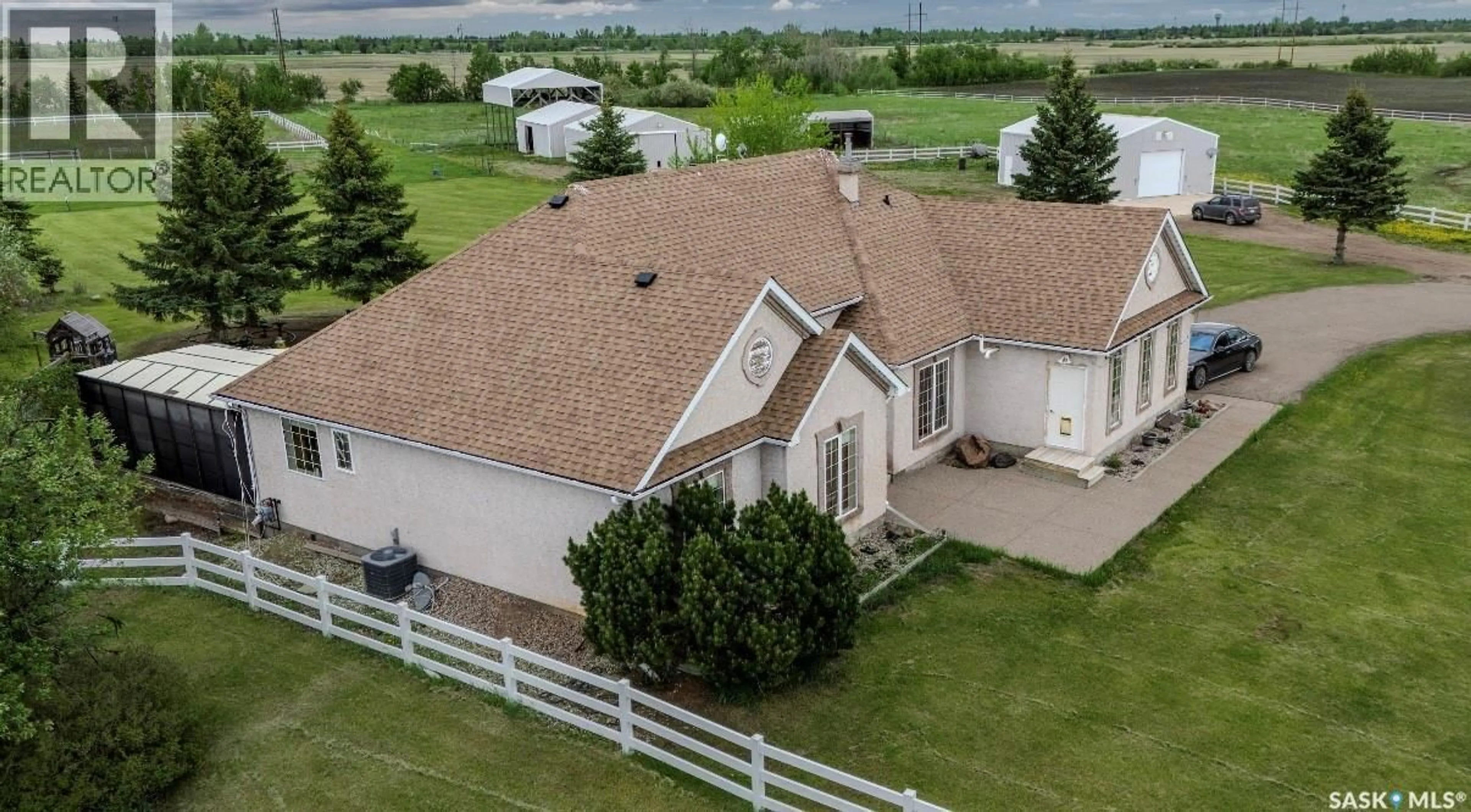 A pic from outside/outdoor area/front of a property/back of a property/a pic from drone, unknown for MISTY LANE, Orkney Rm No. 244 Saskatchewan S3N4C6